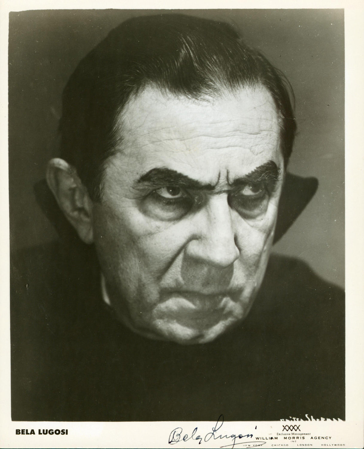 Bela Lugosi Dracula Authentic Signed 8x10 Black & White Promo Photo BAS #A39317