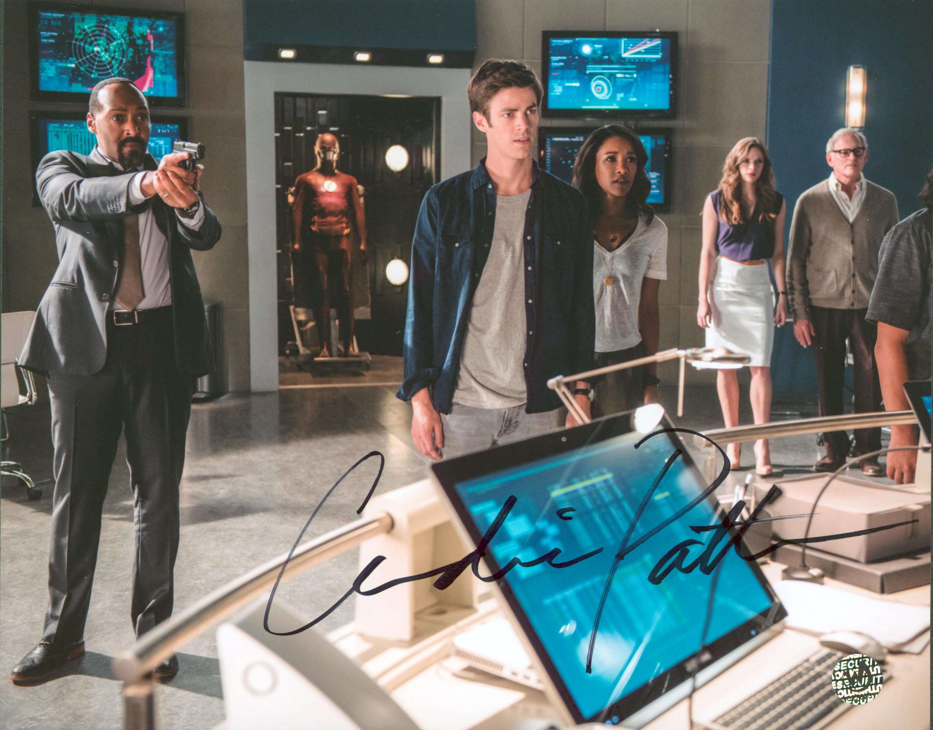Candice Patton The Flash Authentic Signed 8x10 Photo Autographed Wizard World 2