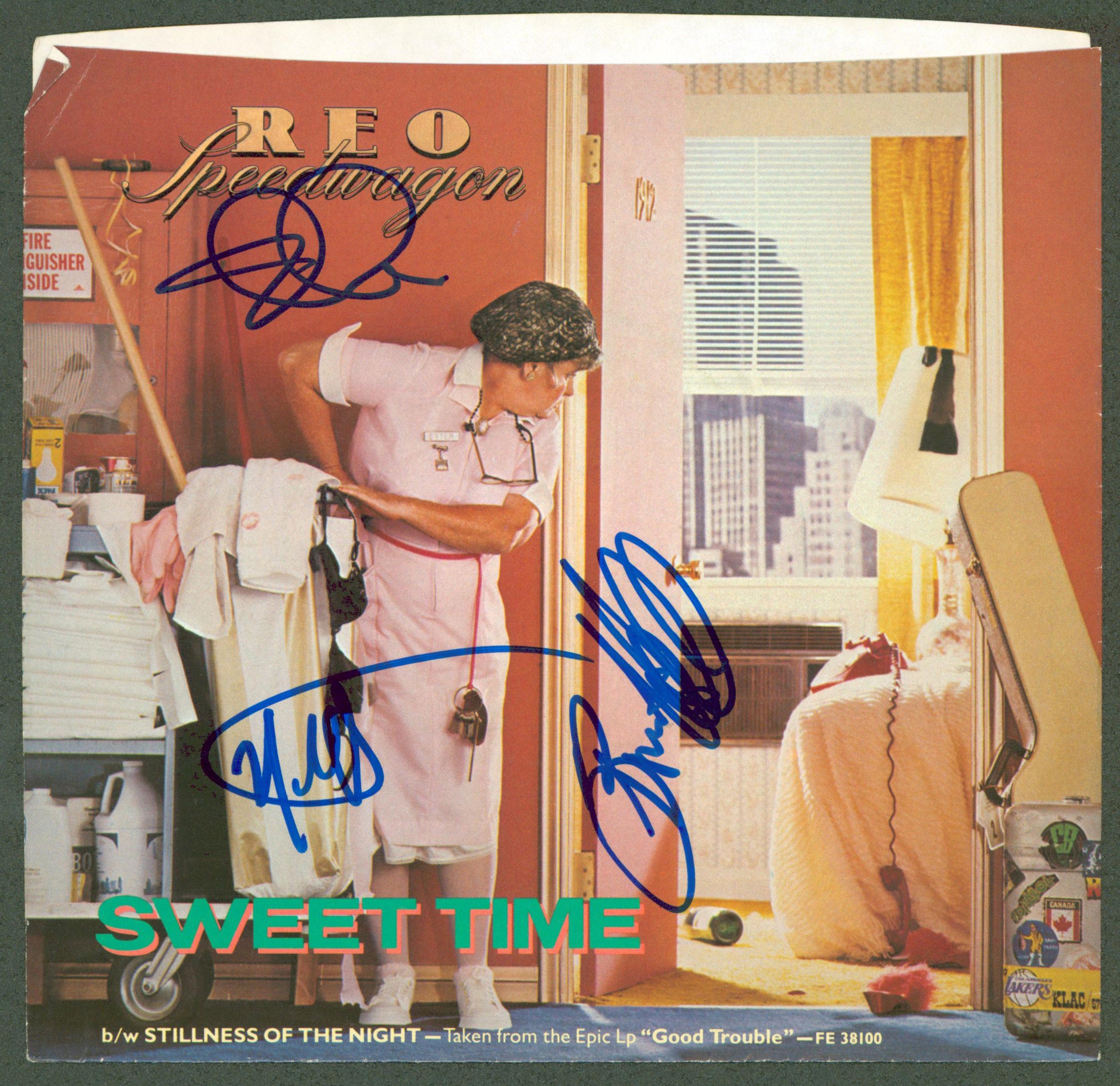 REO Speedwagon (3) Hall, Cronin & Doughty Signed 45 RPM Album Cover BAS #AB77831