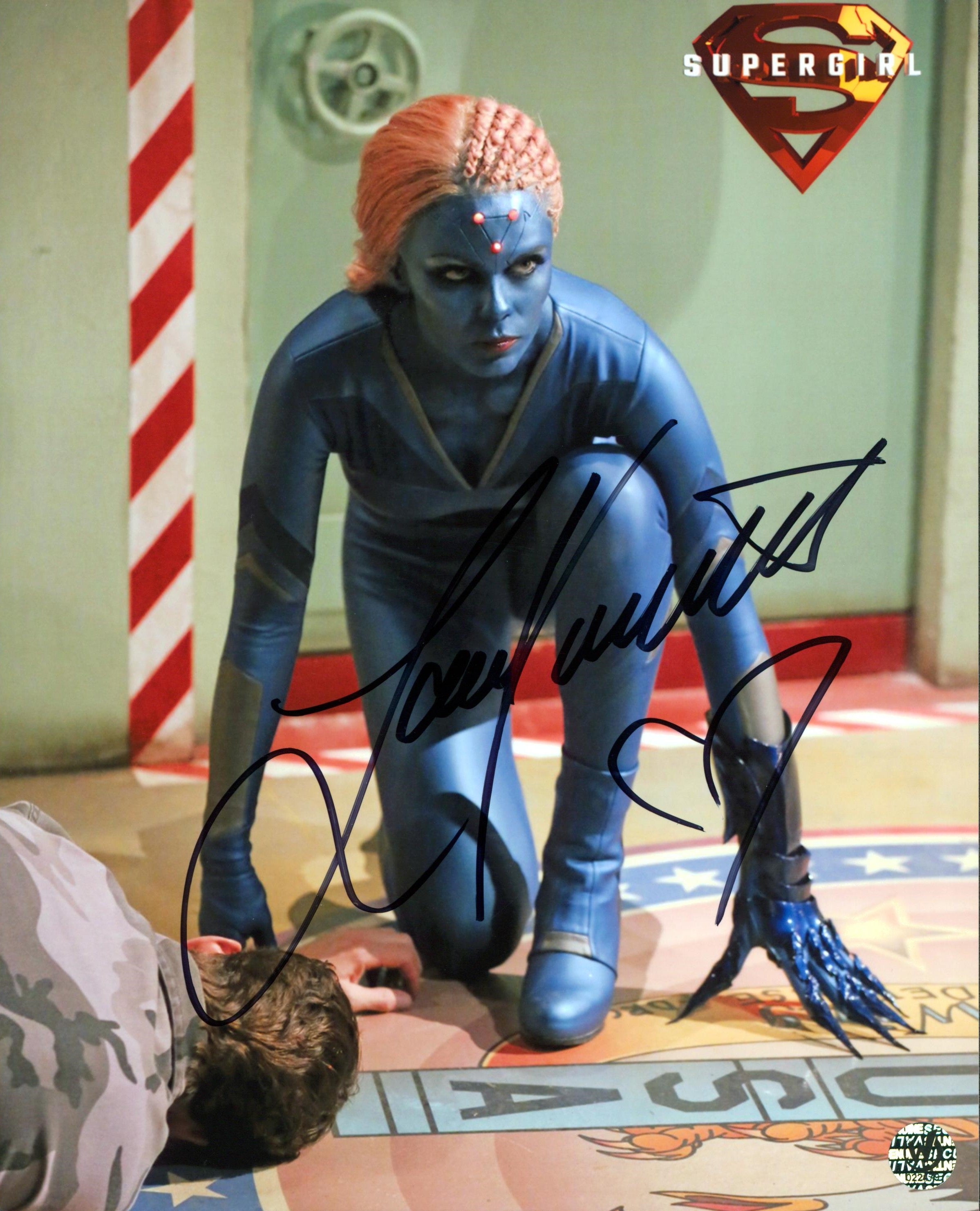 Laura Vandervoort Smallville Authentic Signed 8x10 Photo Wizard World