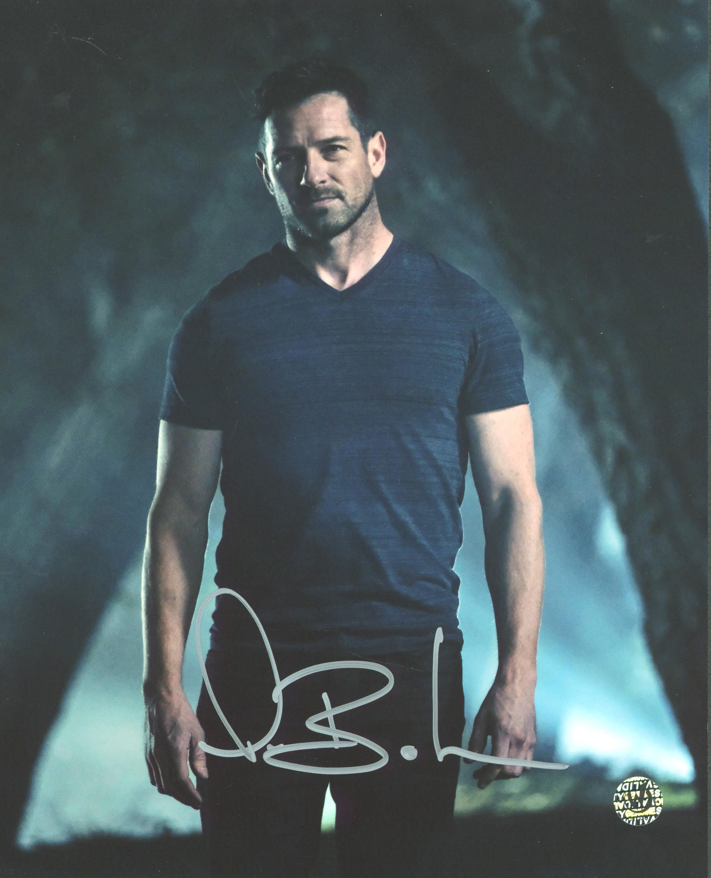 Ian Bohen Yellowstone Authentic Signed 8x10 Photo Wizard World #010001