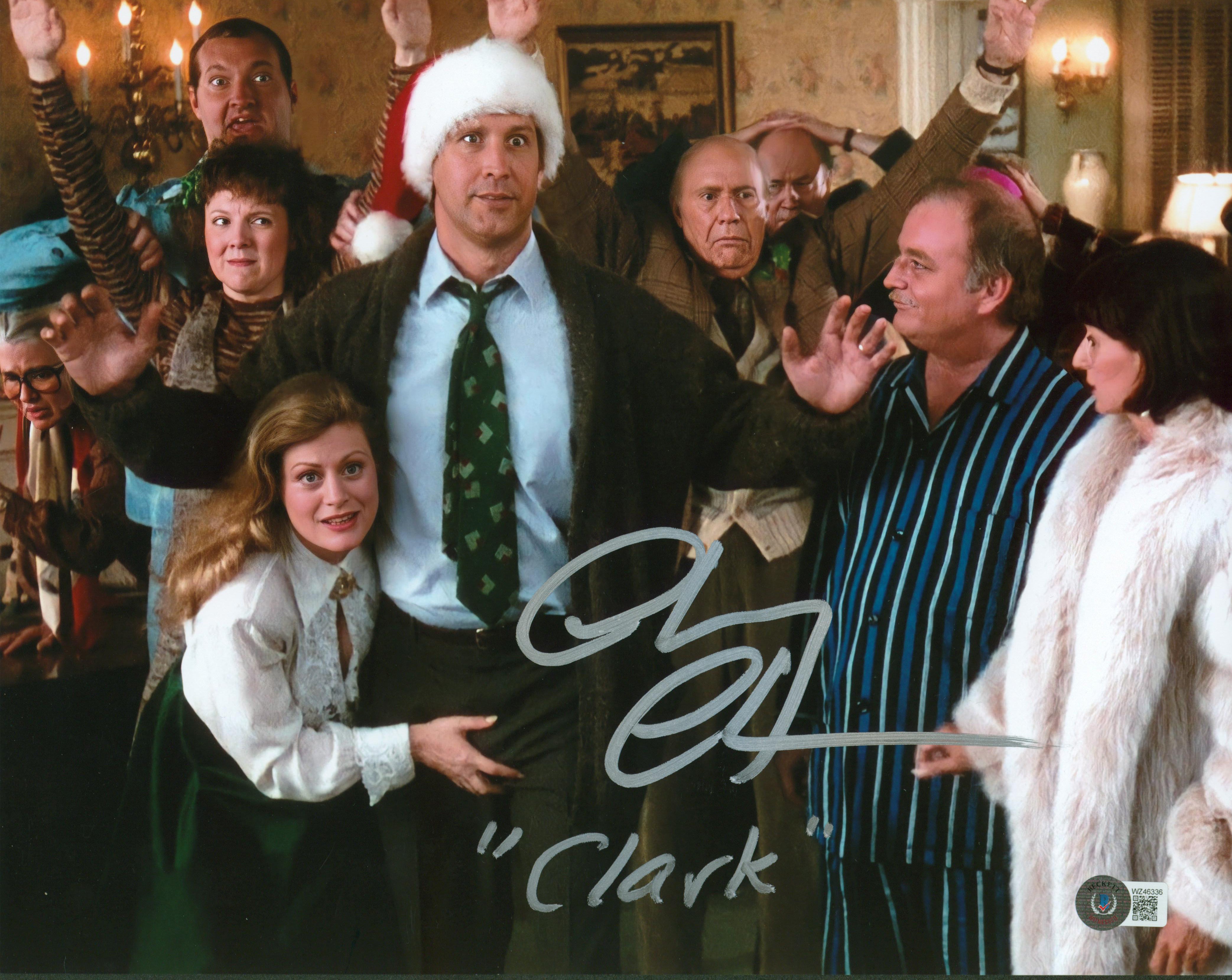 Chevy Chase Christmas Vacation "Clark" Signed 11x14 Photo BAS Witness #WZ46336