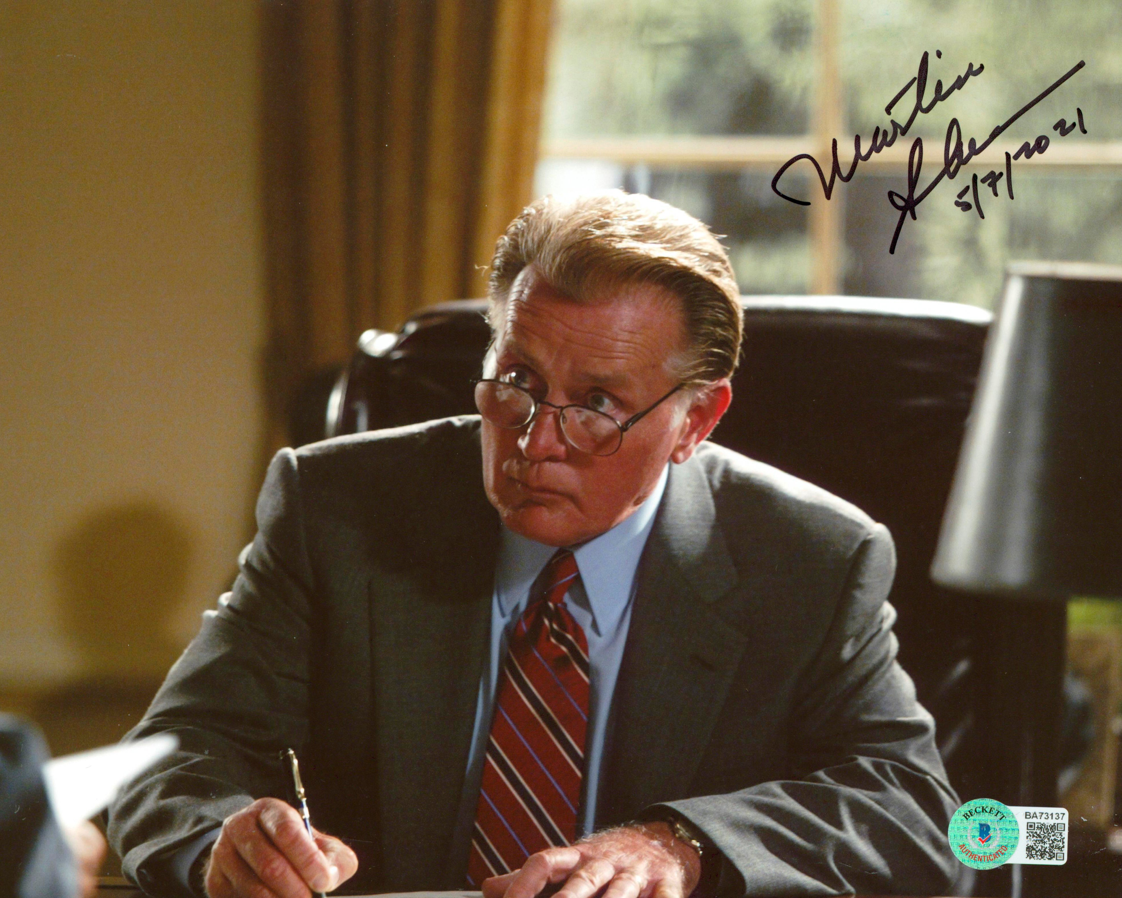 Martin Sheen The West Wing "5/7/2021" Authentic Signed 8x10 Photo BAS #BA73137