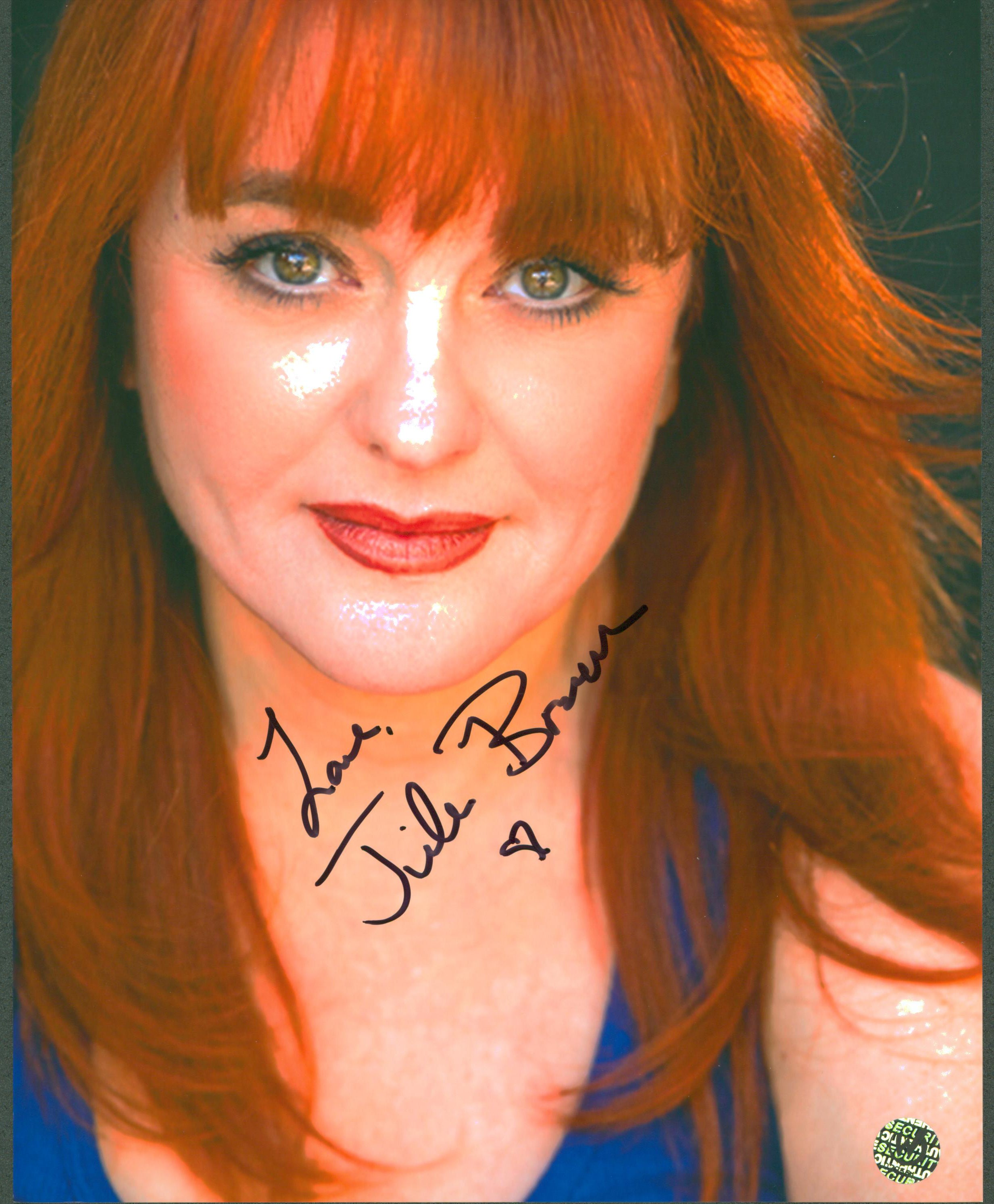 Julie Brown Earth Girls Are Easy Authentic Signed 8x10 Photo Wizard World 2