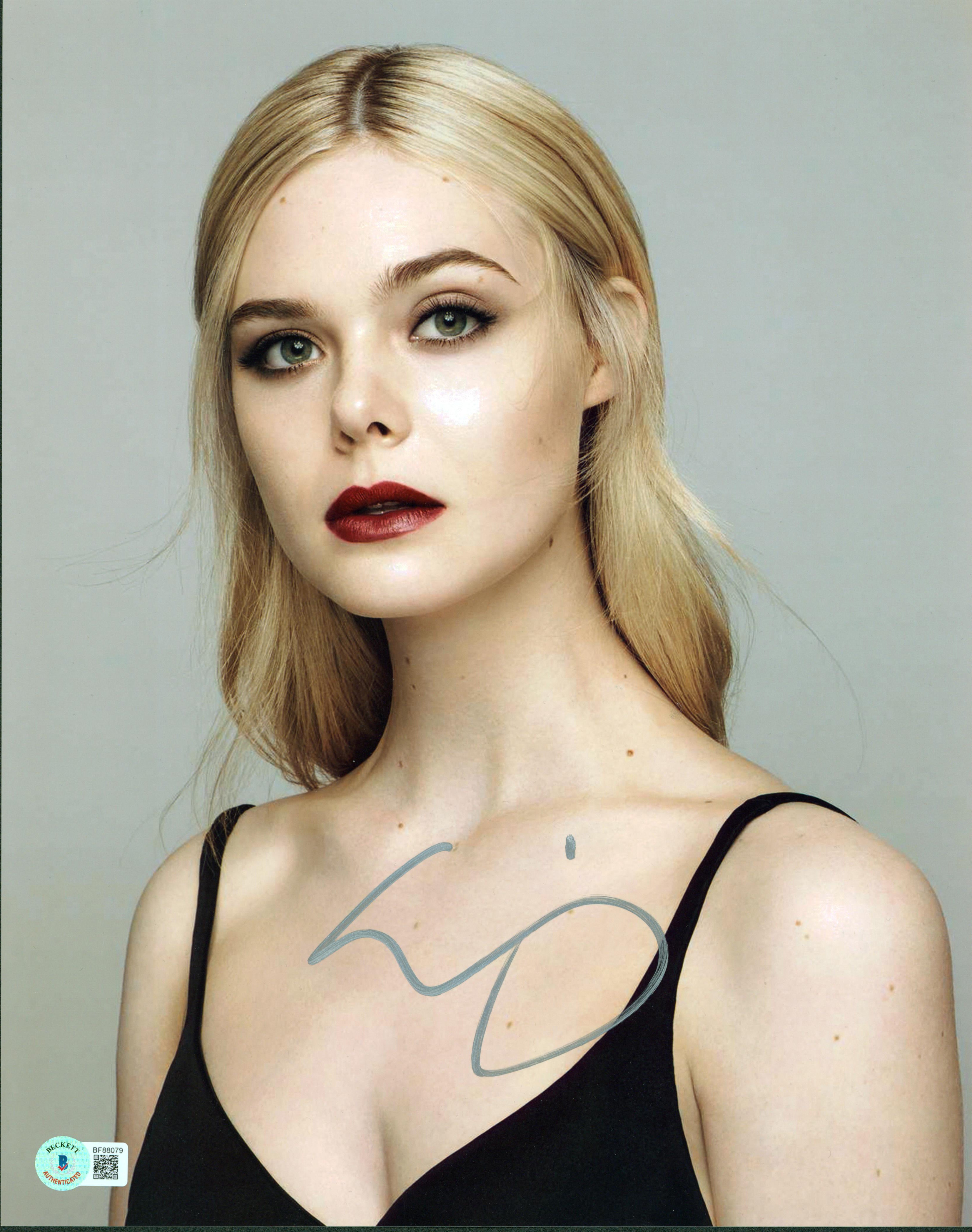 Elle Fanning Maleficent Authentic Signed 11x14 Photo Autographed BAS #BF88079