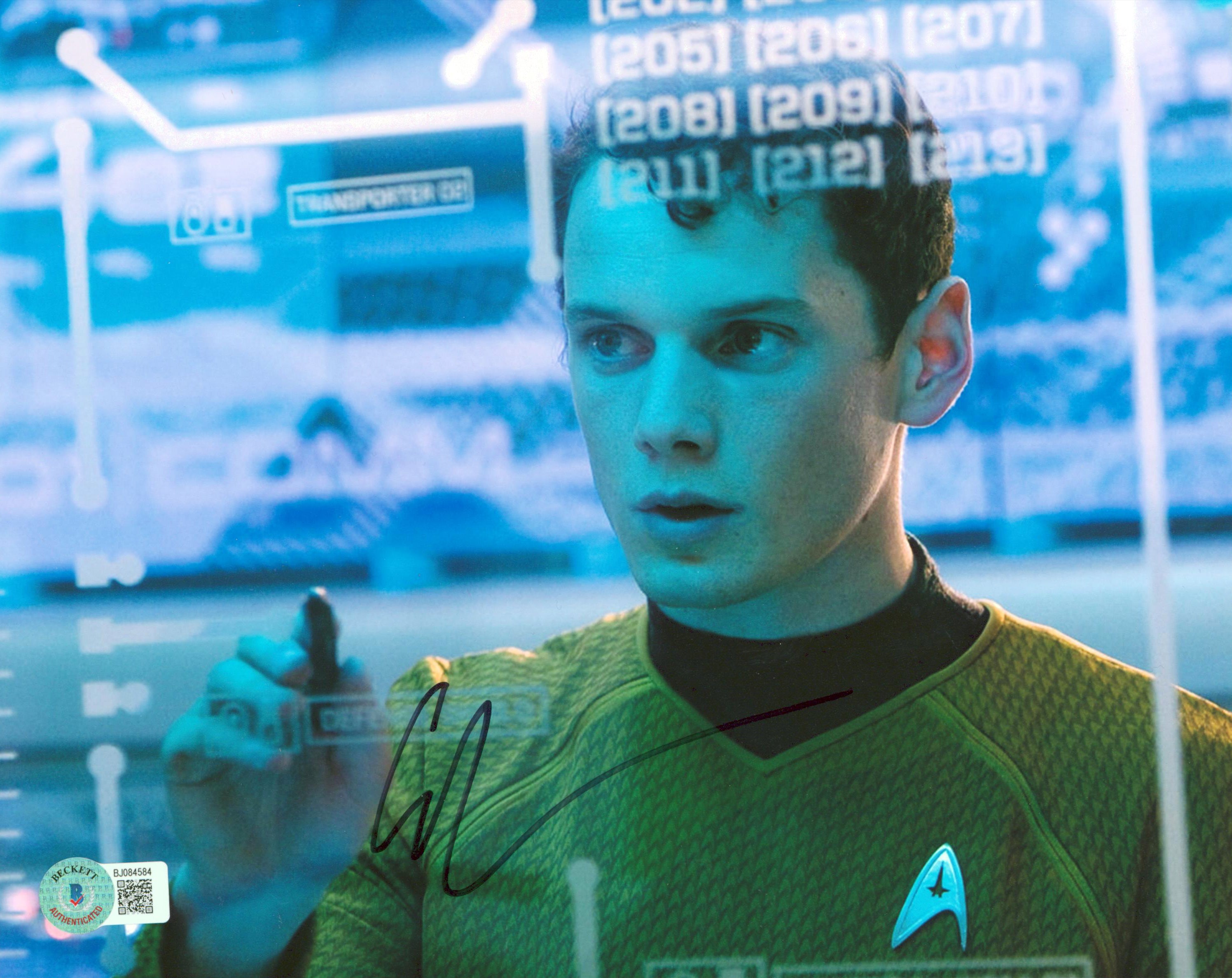 Anton Yelchin Star Trek Authentic Signed 8x10 Photo Autographed BAS #BJ084584