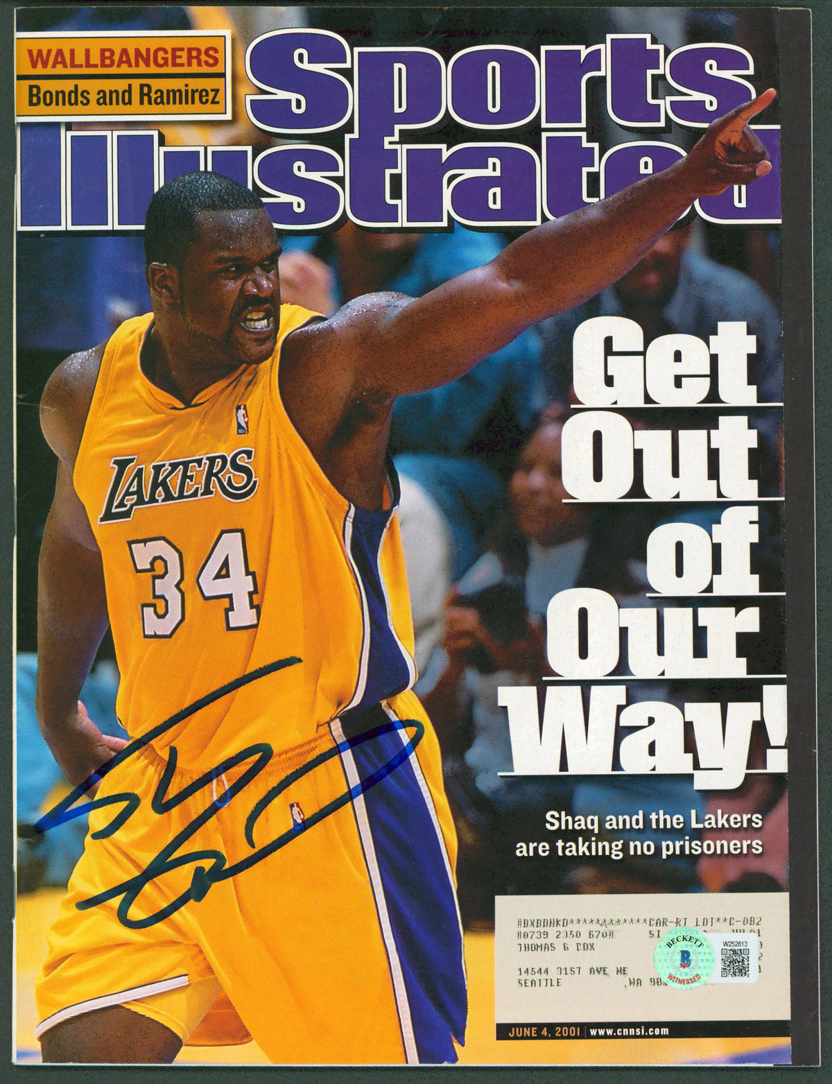 Lakers Shaquille O'Neal Signed 2001 Sports Illustrated Magazine BAS Witnessed