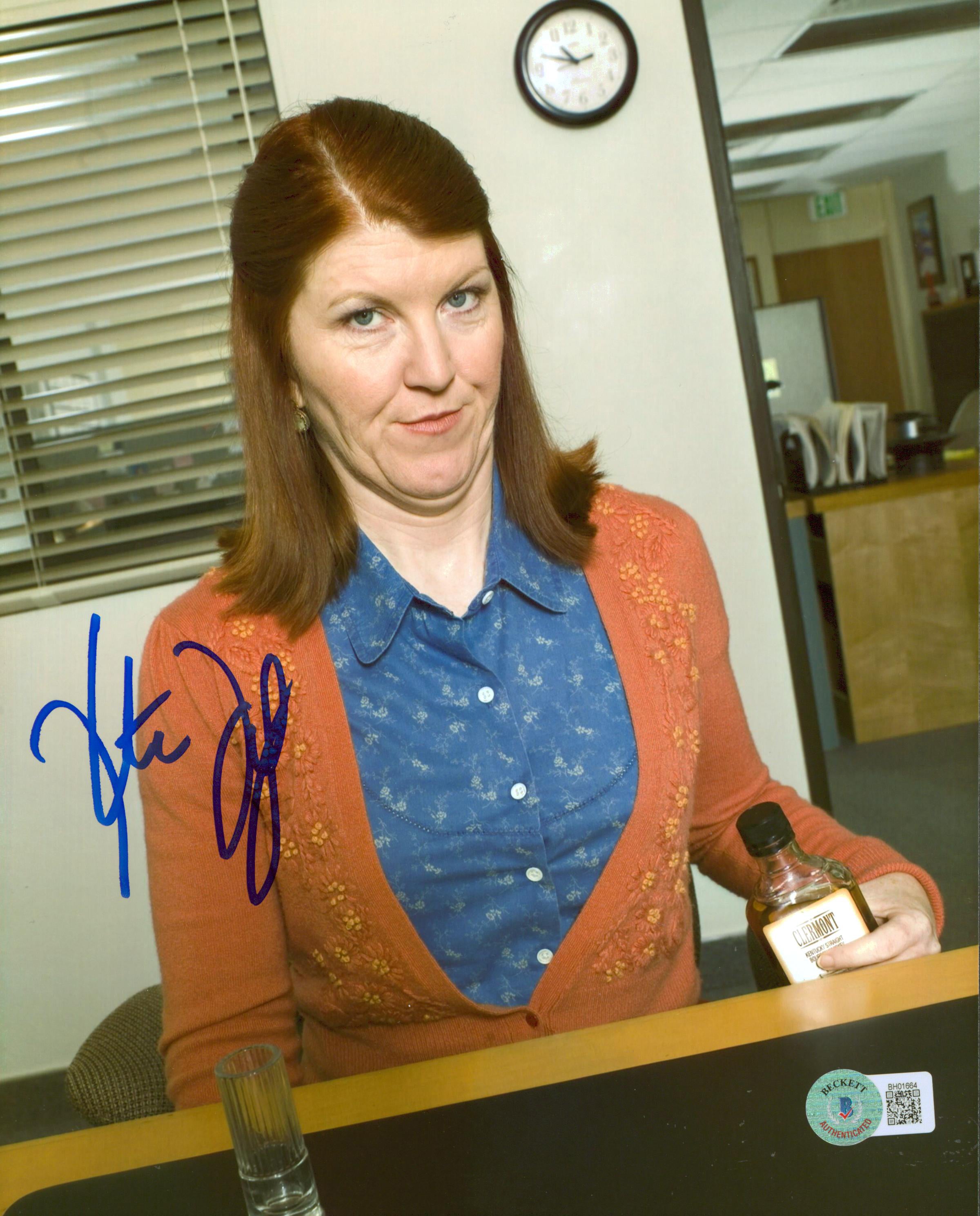 Kate Flannery The Office Authentic Signed 8x10 Photo Autographed BAS #BH01664