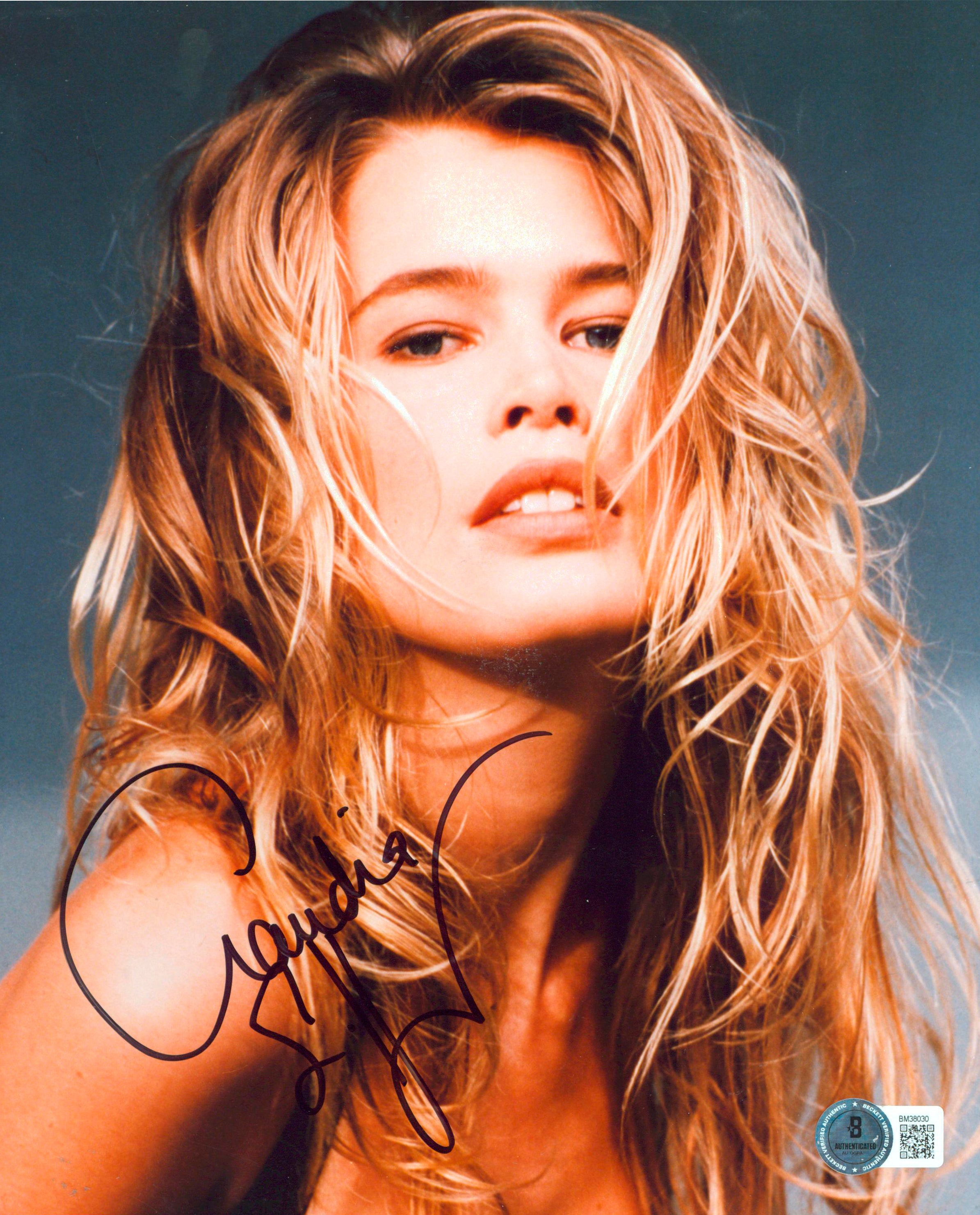 Claudia Schiffer Friends & Lovers Authentic Signed 8x10 Photo BAS #BM38030