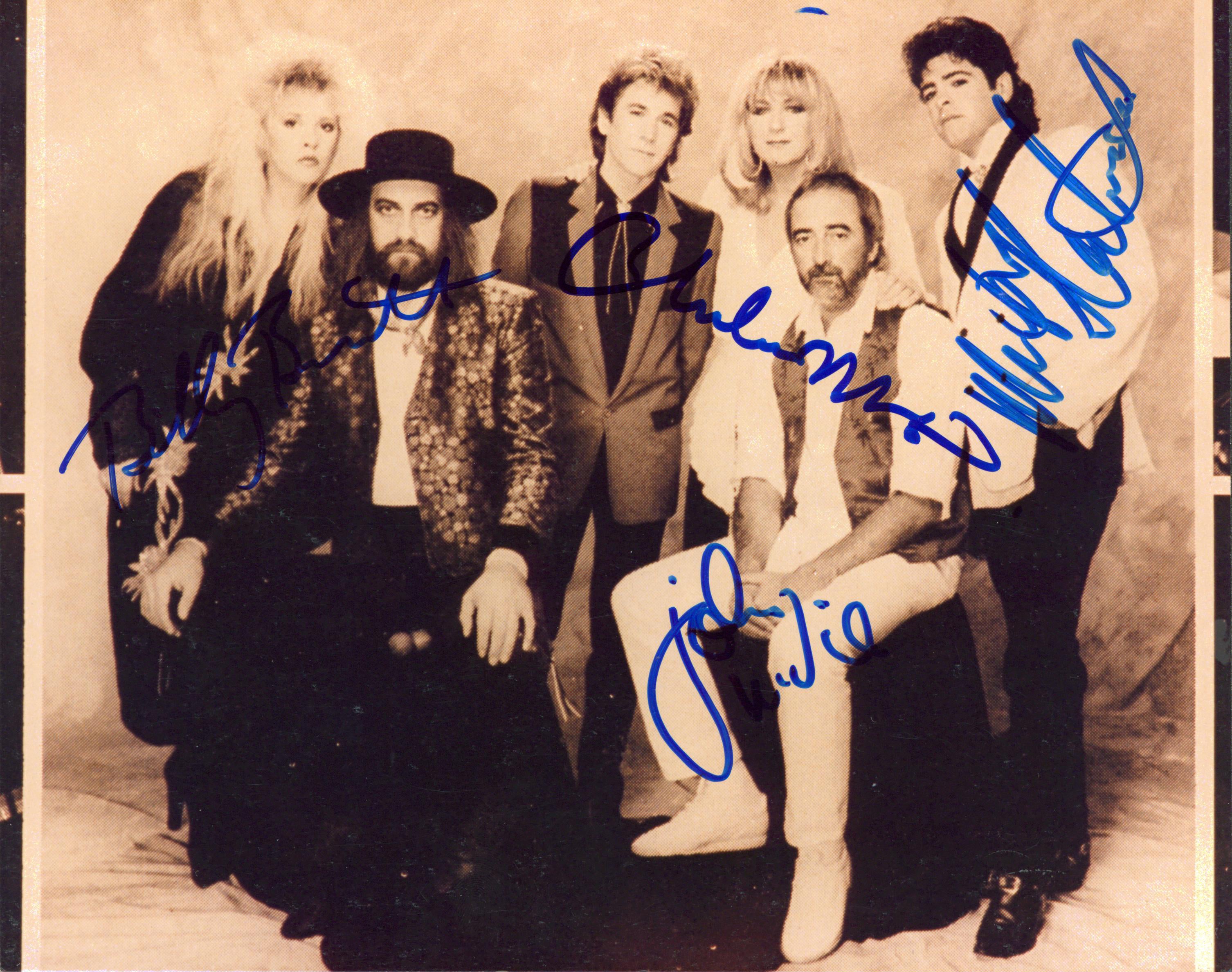 Fleetwood Mac (4) Fleetwood, McVie, Burnette +1 Signed 8x10 Photo BAS #AC84818