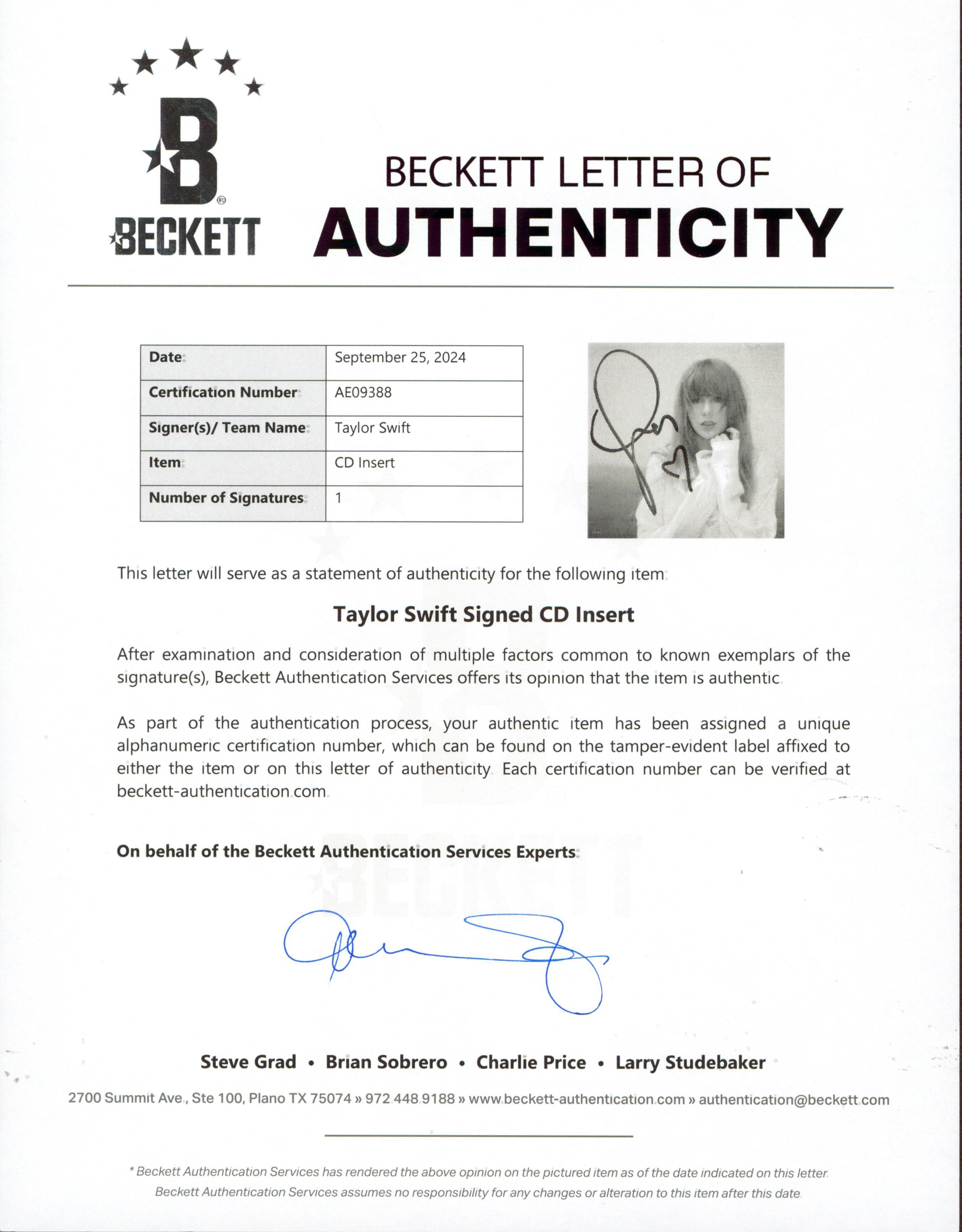 Taylor Swift Signed The Tortured Poets Department CD Insert w/ Heart & Disk BAS