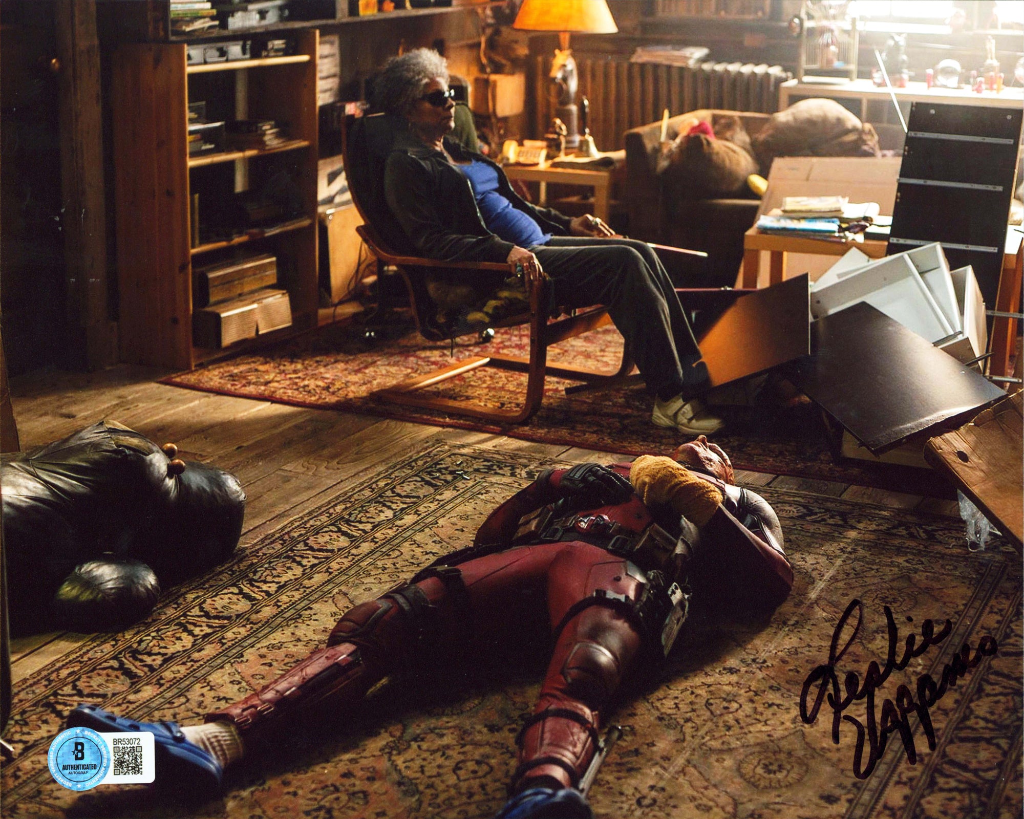 Leslie Uggams Deadpool Authentic Signed 8x10 Horizontal Photo BAS #BQ53072