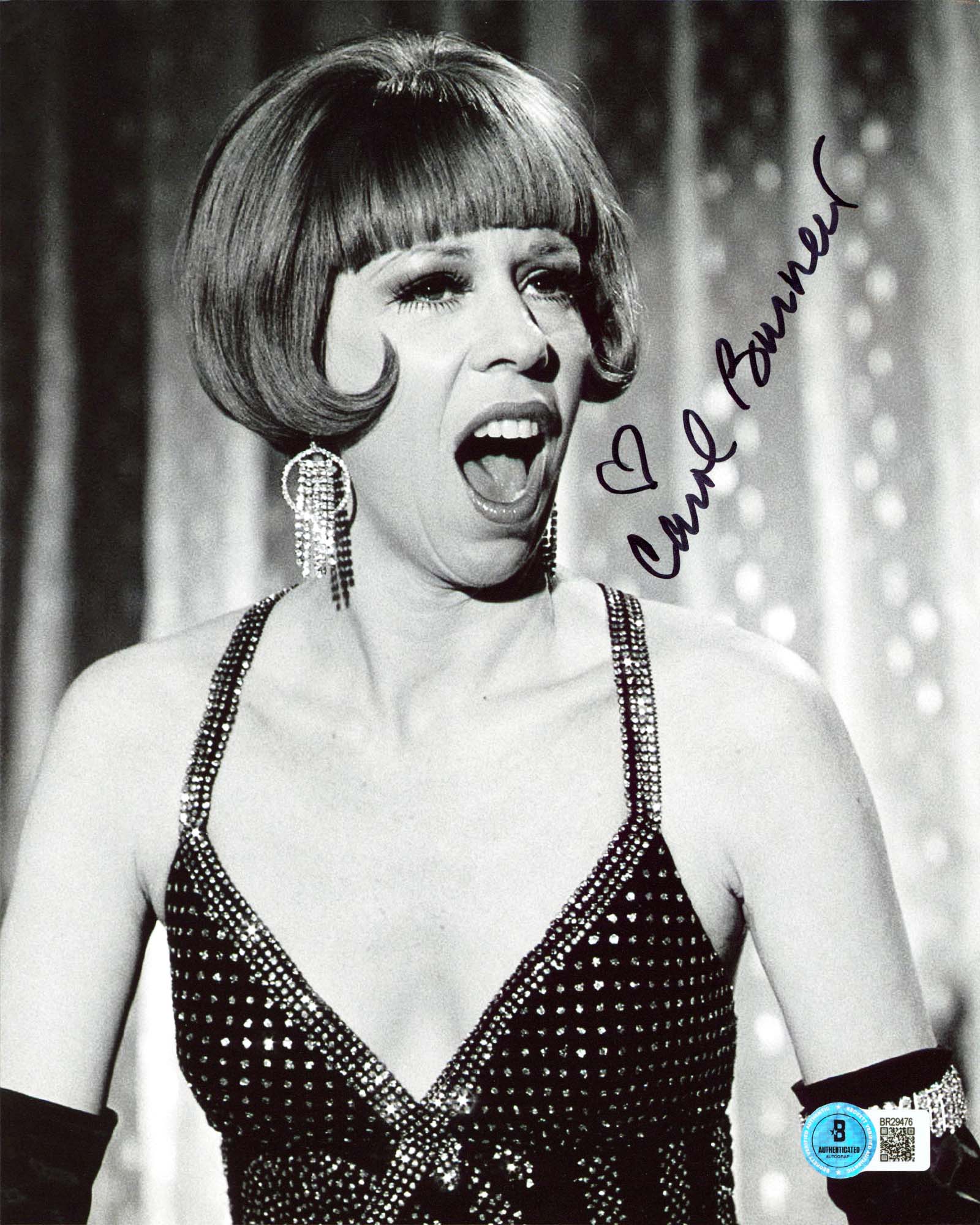 Carol Burnett Authentic Signed 8x10 Black & White Vertical Photo BAS 9