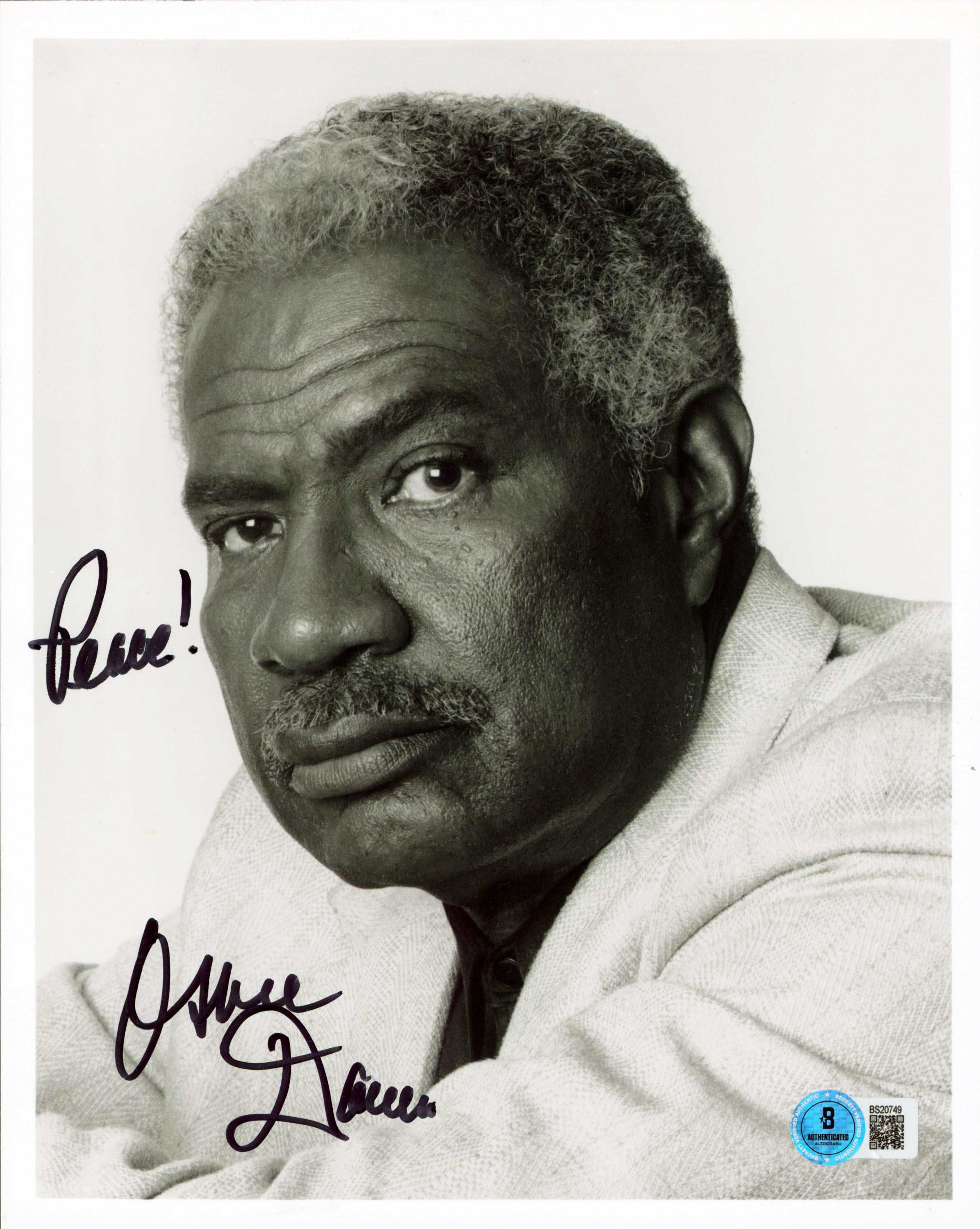 Davis Ossie Do the Right Thing "Peace" Signed 8x10 Vertical Photo BAS #BS20749
