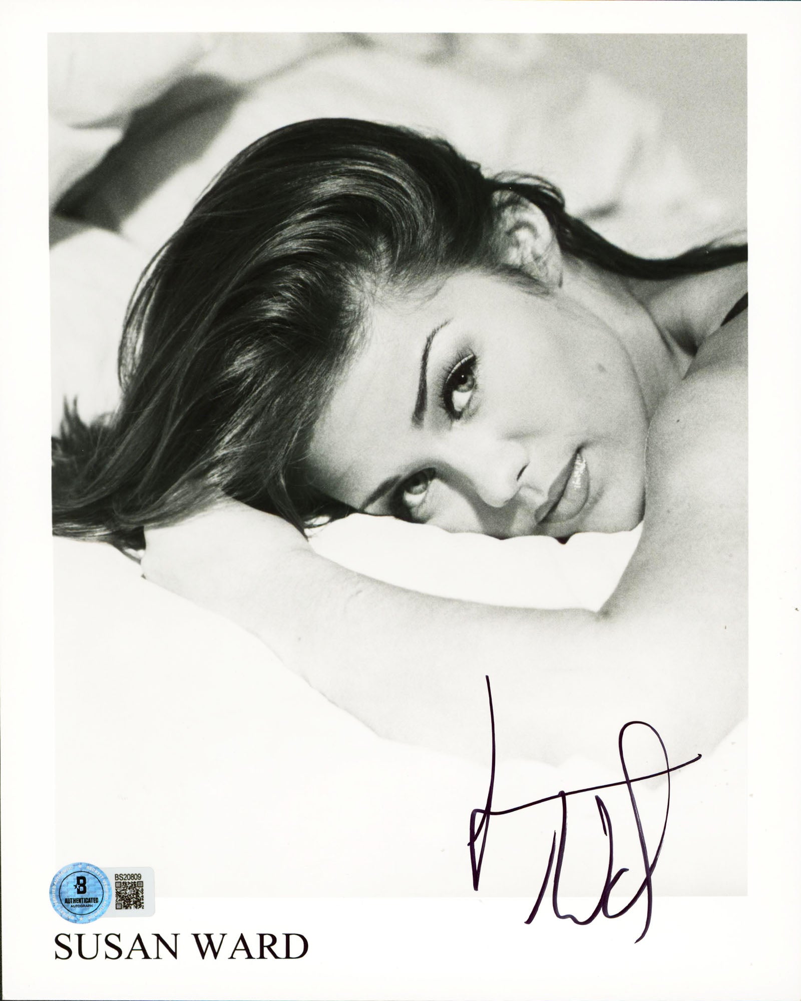 Susan Ward Sunset Beach Authentic Signed 8x10 Black & White Photo BAS #BS20809