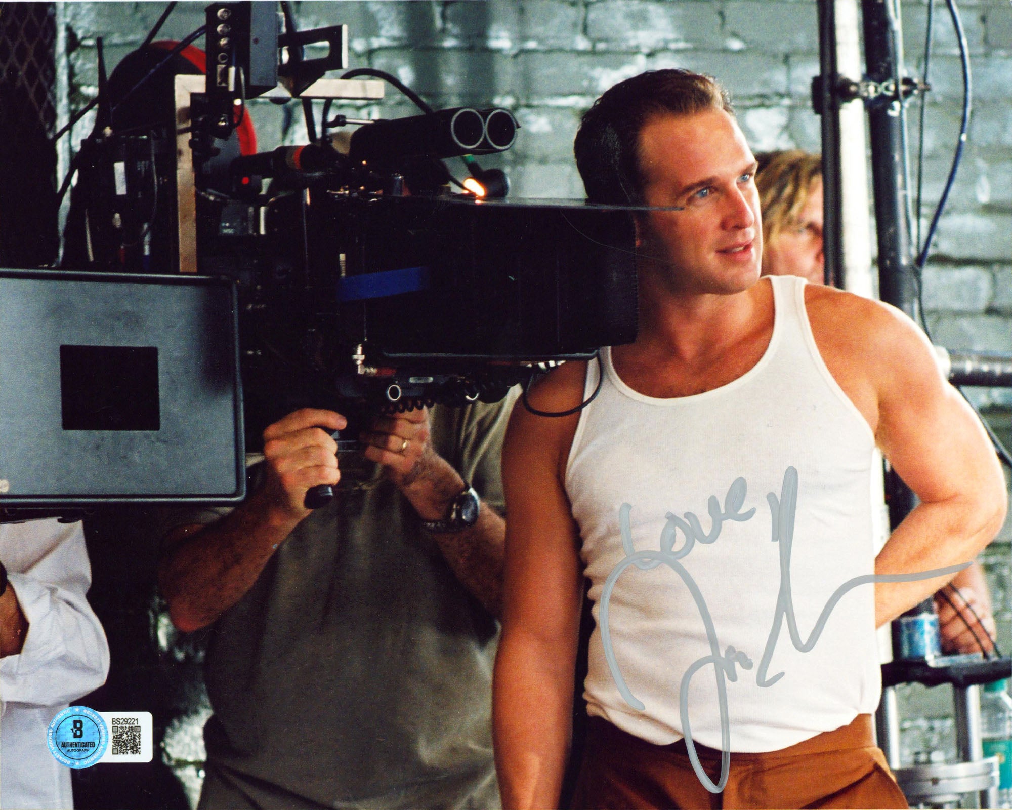 Josh Lucas Glory Road Love Authentic Signed 8x10 Horizontal Photo BAS #BS29221