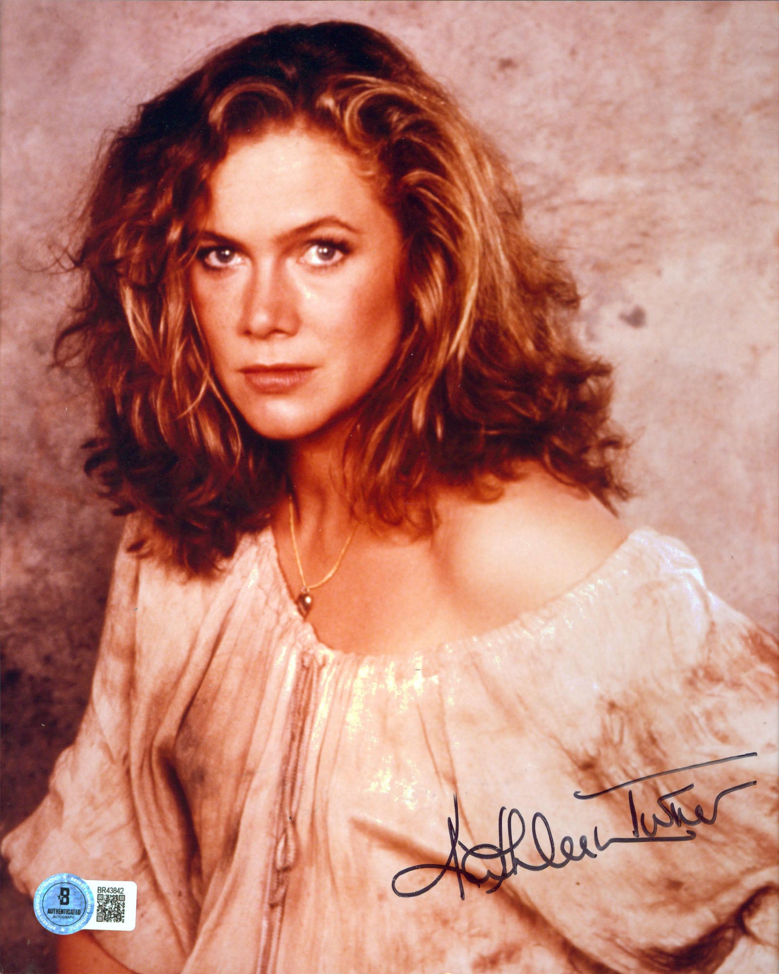 Kathleen Turner Romancing the Stone Authentic Signed 8x10 Photo BAS #BR43842