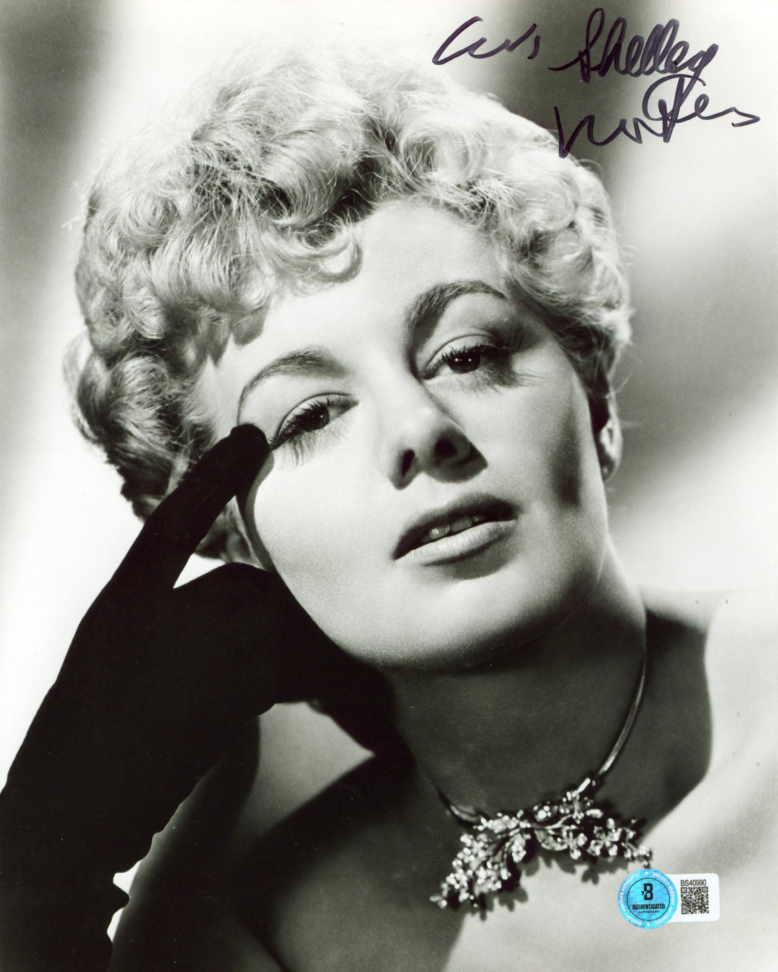 Shelley Winters Lolita "Love" Authentic Signed 8x10 Vertical Photo BAS #BS40990