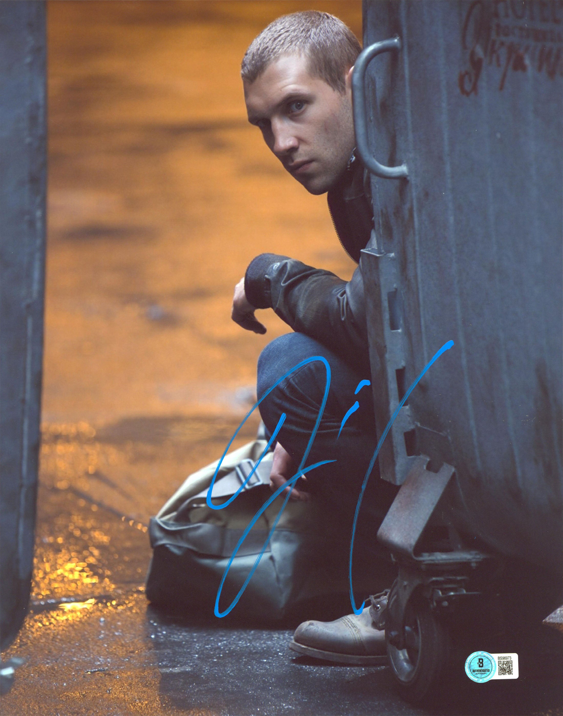 Jai Courtney Divergent Authentic Signed 11x14 Vertical Photo BAS #BS96973