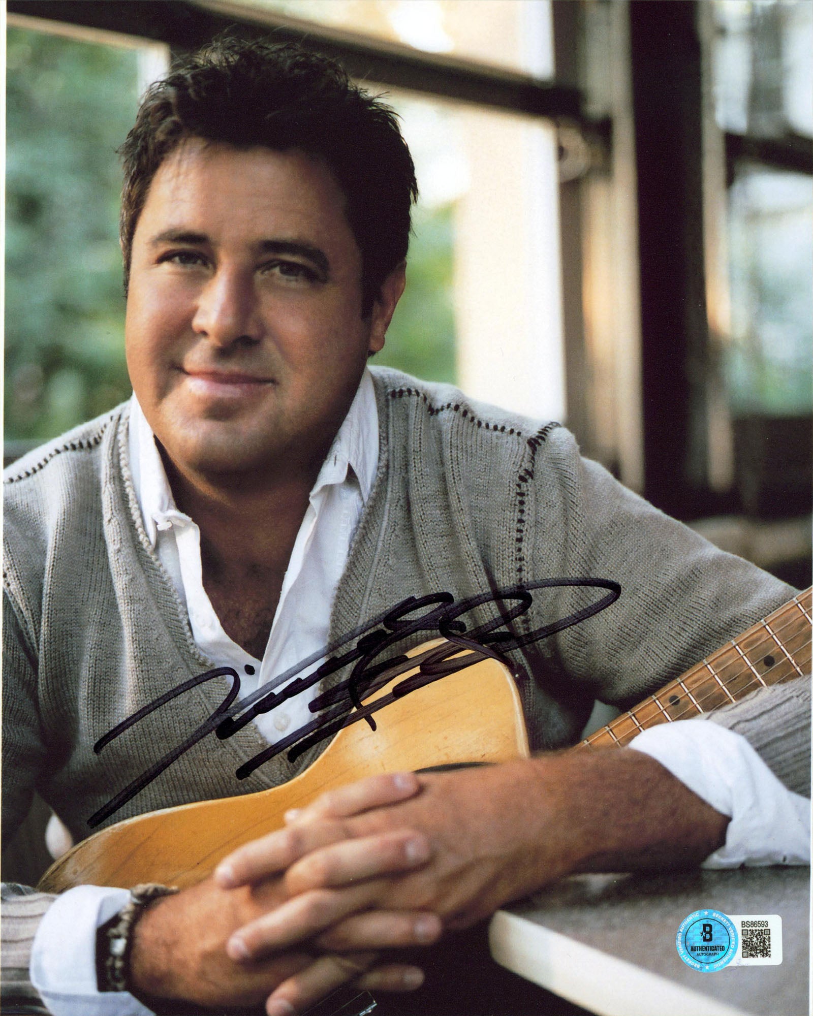 Vince Gill Country Musician Authentic Signed 8x10 Vertical Photo BAS 1