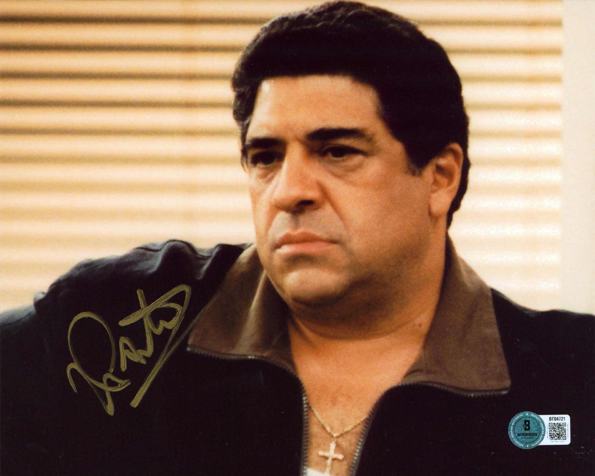 Vincent Pastore The Sopranos Authentic Signed 8x10 Horizontal Photo BAS 10