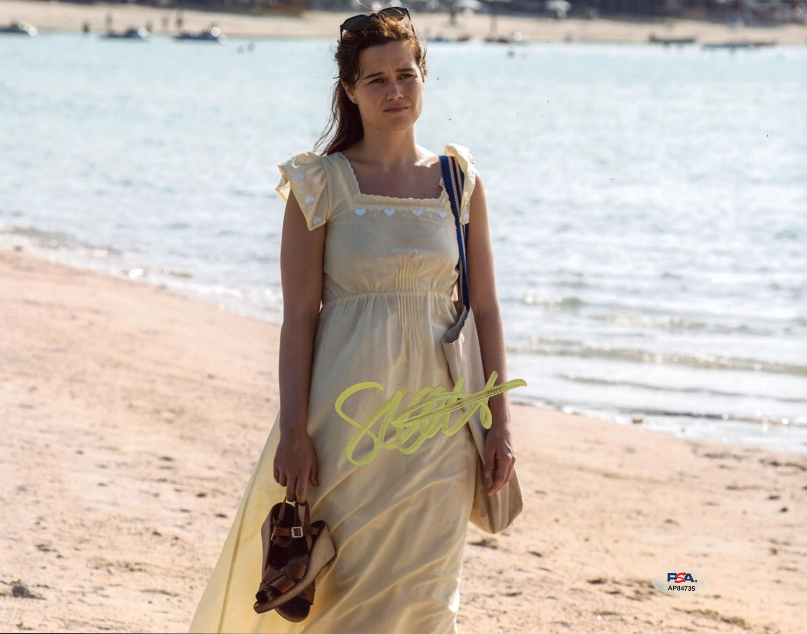 Sarah Catherine Hook The White Lotus Authentic Signed 11x14 Photo PSA #AP84735