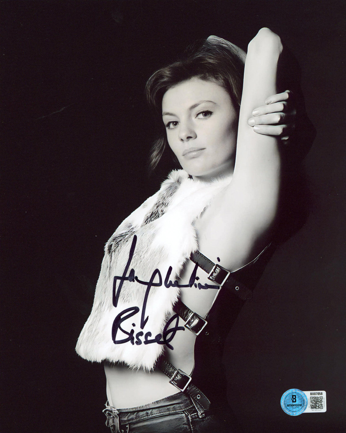 Jacqueline Bisset The Deep Authentic Signed 8x10 Vertical Photo BAS 16