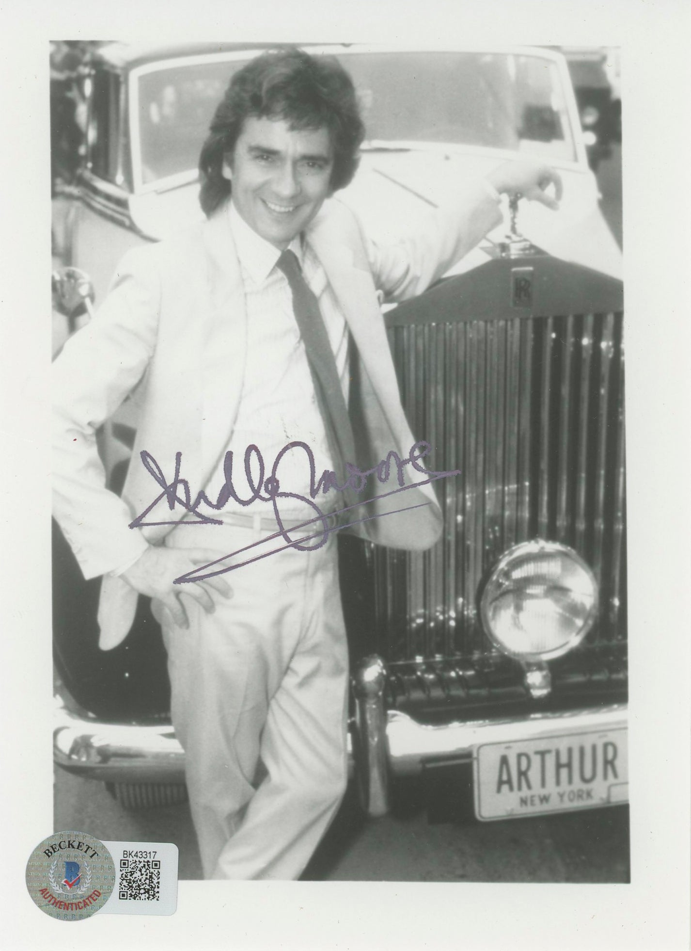 Dudley Moore Arthur Authentic Signed 5x6.5 Black & White Photo BAS #BK43317