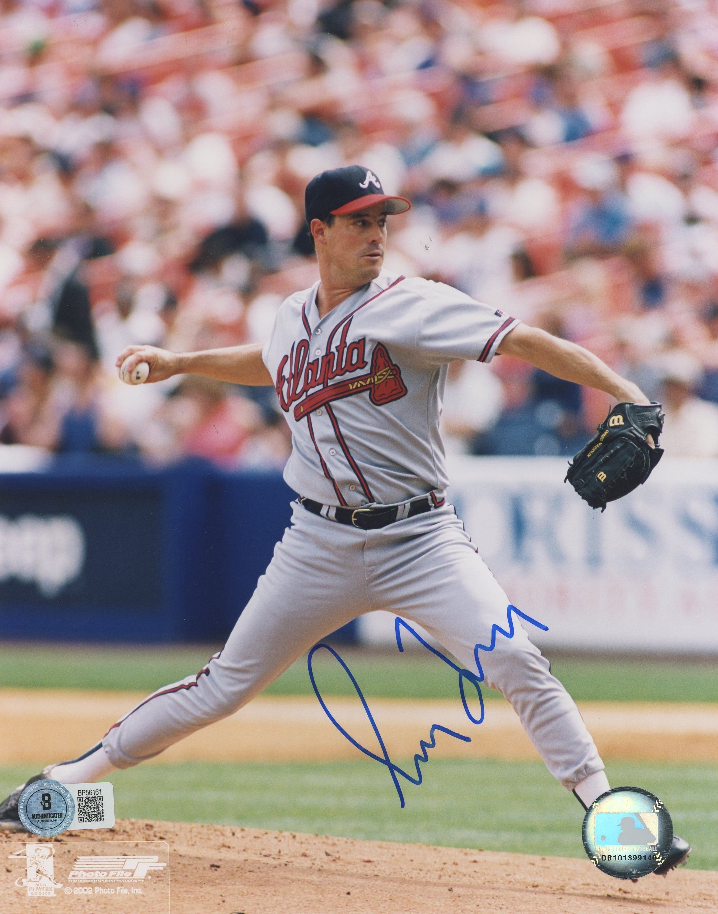 Braves Greg Maddux Authentic Signed 8x10 Photo Autographed BAS #BP56161