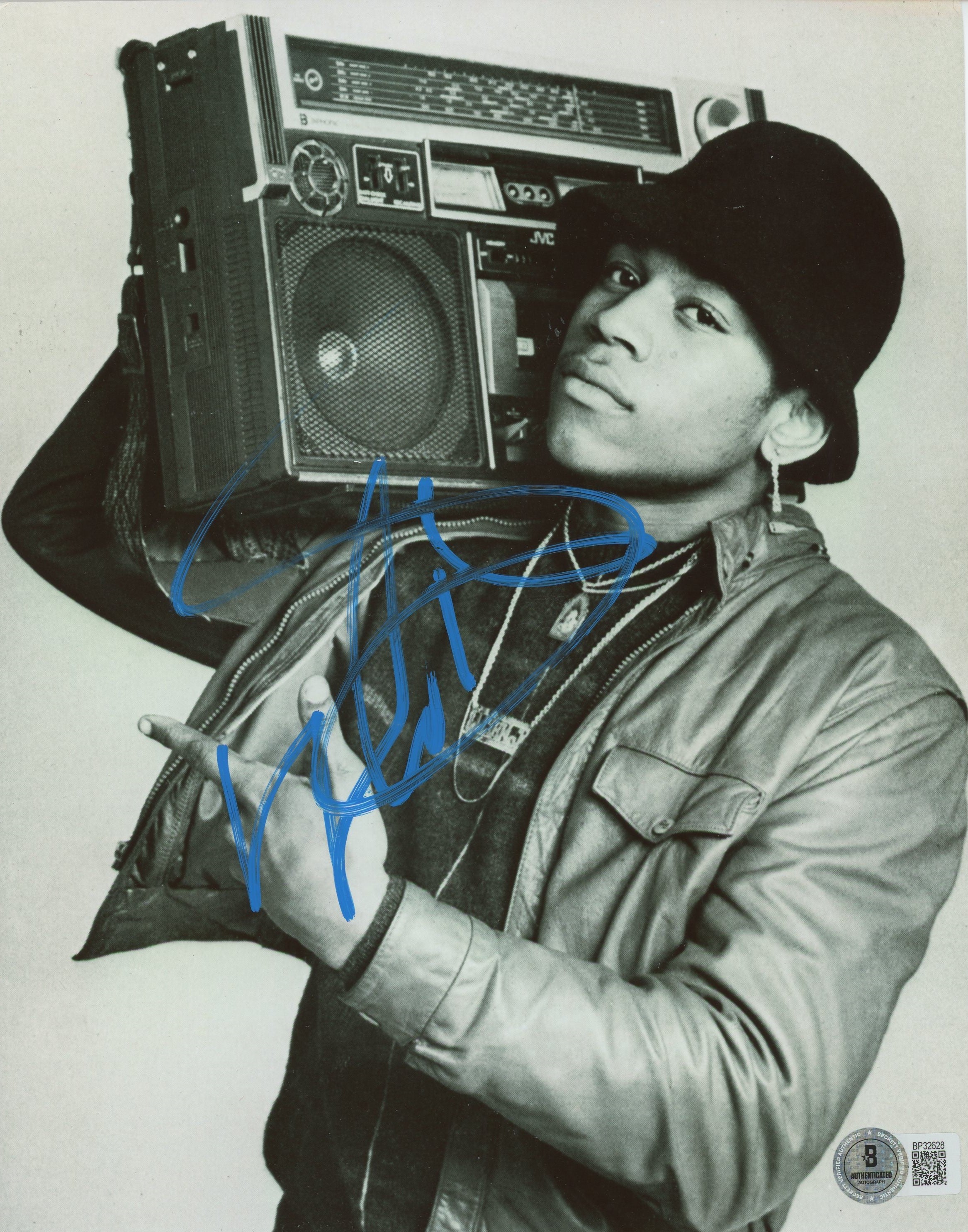 L.L. Cool J Rapper Authentic Signed 8x10 Photo Autographed BAS #BP32628