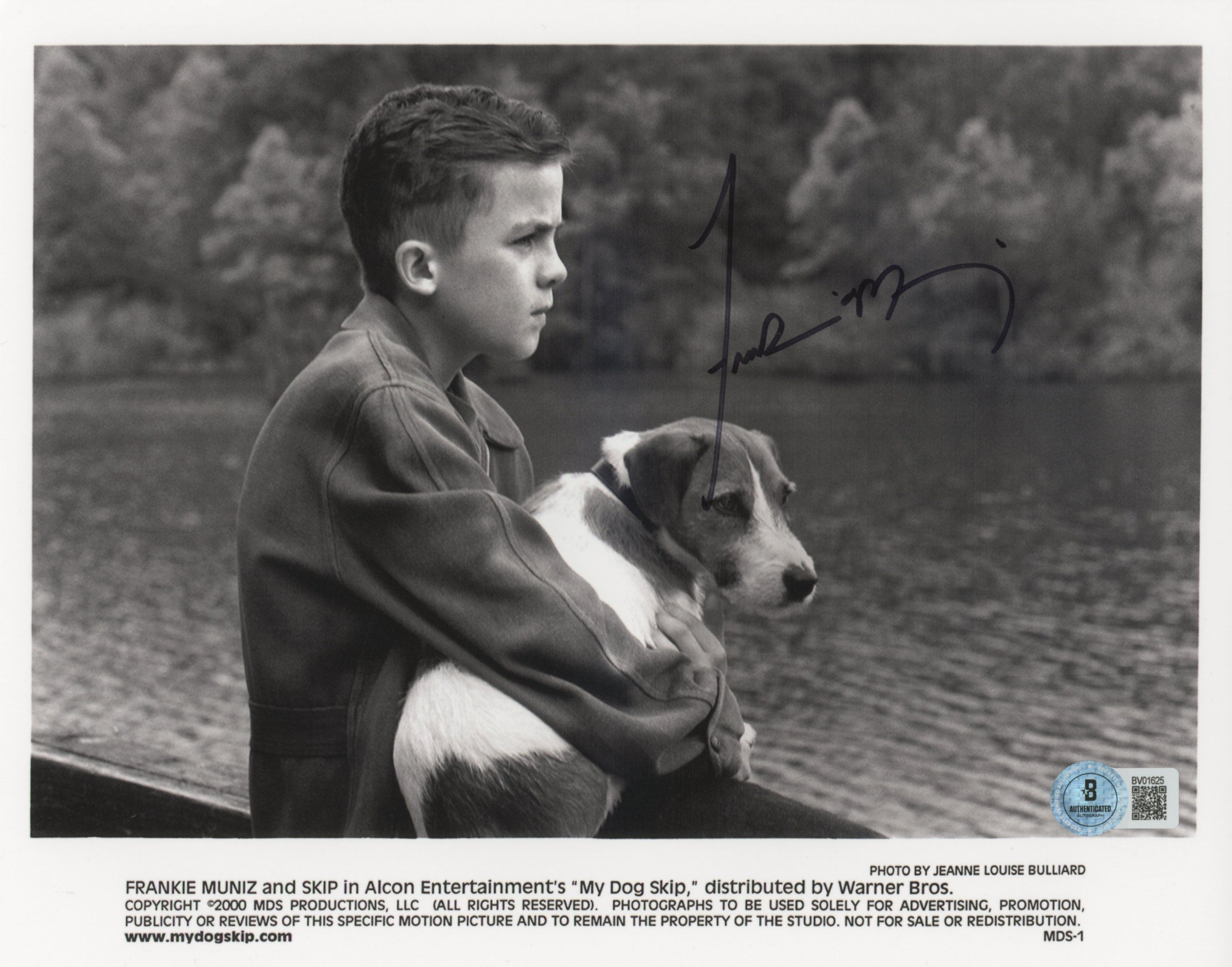 Frankie Muniz My Dog Skip Authentic Signed 8x10 Horizontal Photo BAS 1