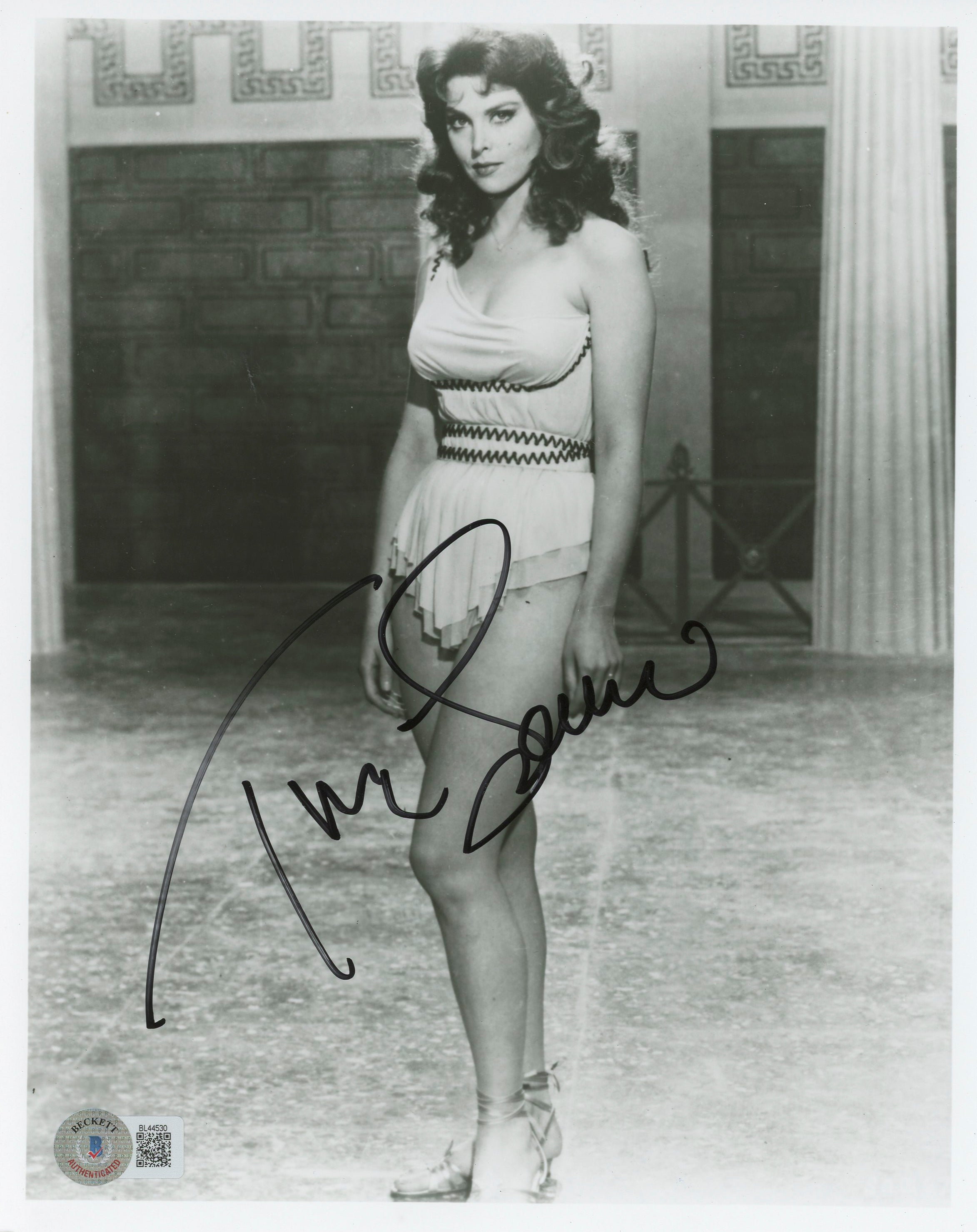 Tina Louise Gilligan's Island Authentic Signed 8x10 Photo BAS #BL44530