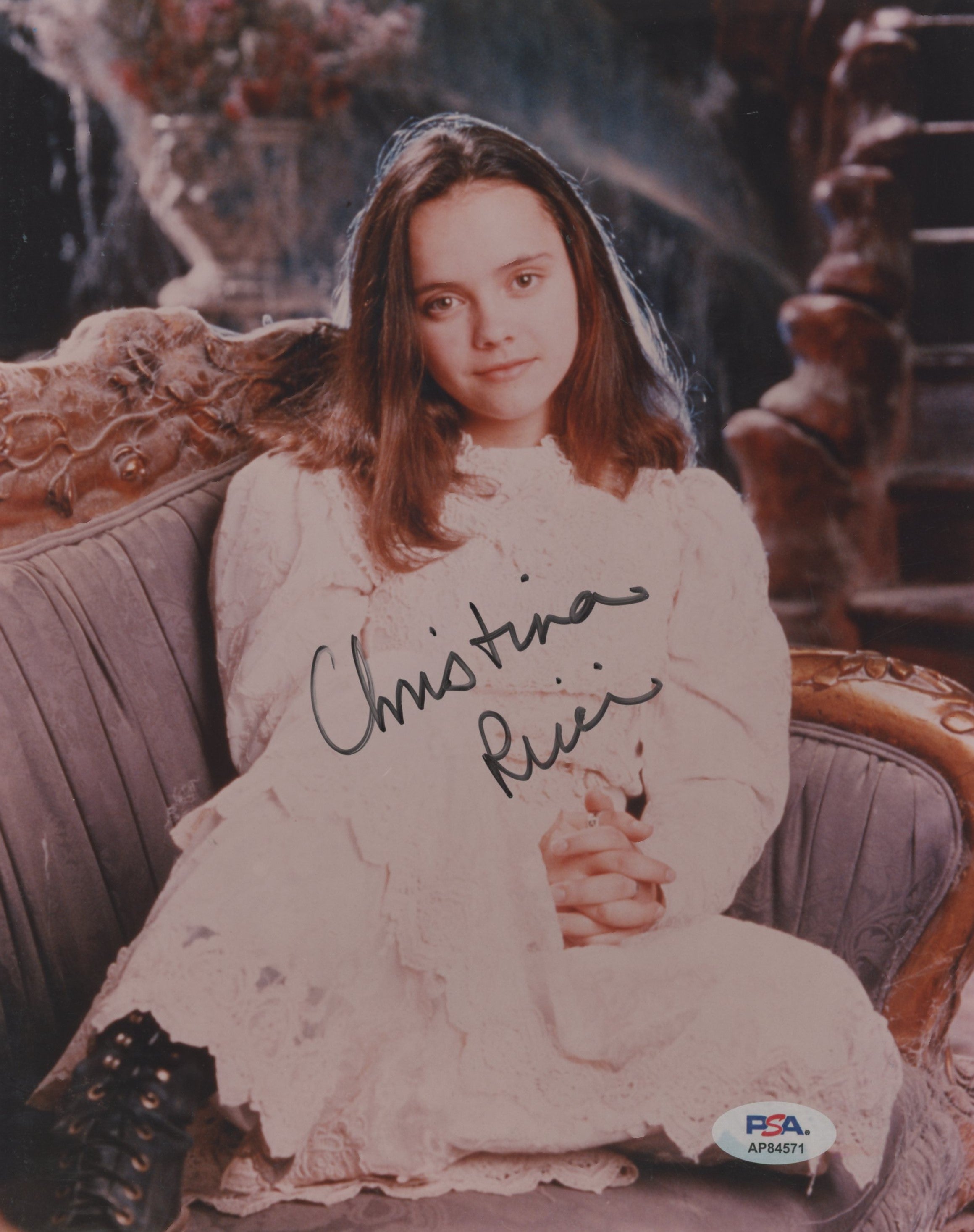 Christina Ricci Casper Authentic Signed 8x10 Vertical Photo PSA/DNA #AP84571