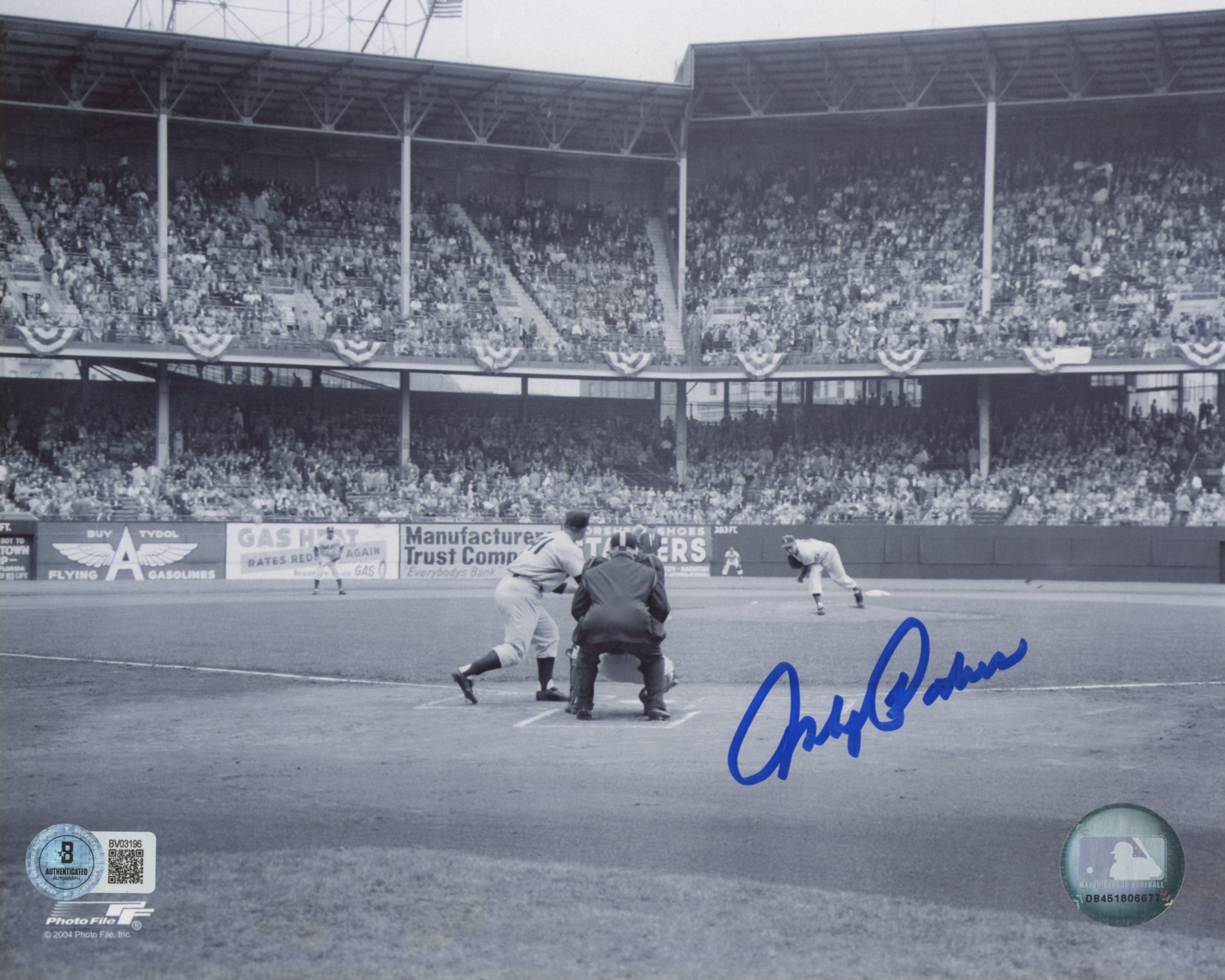 Dodgers Johnny Podres Authentic Signed 8x10 Horizontal Photo BAS #BV03196