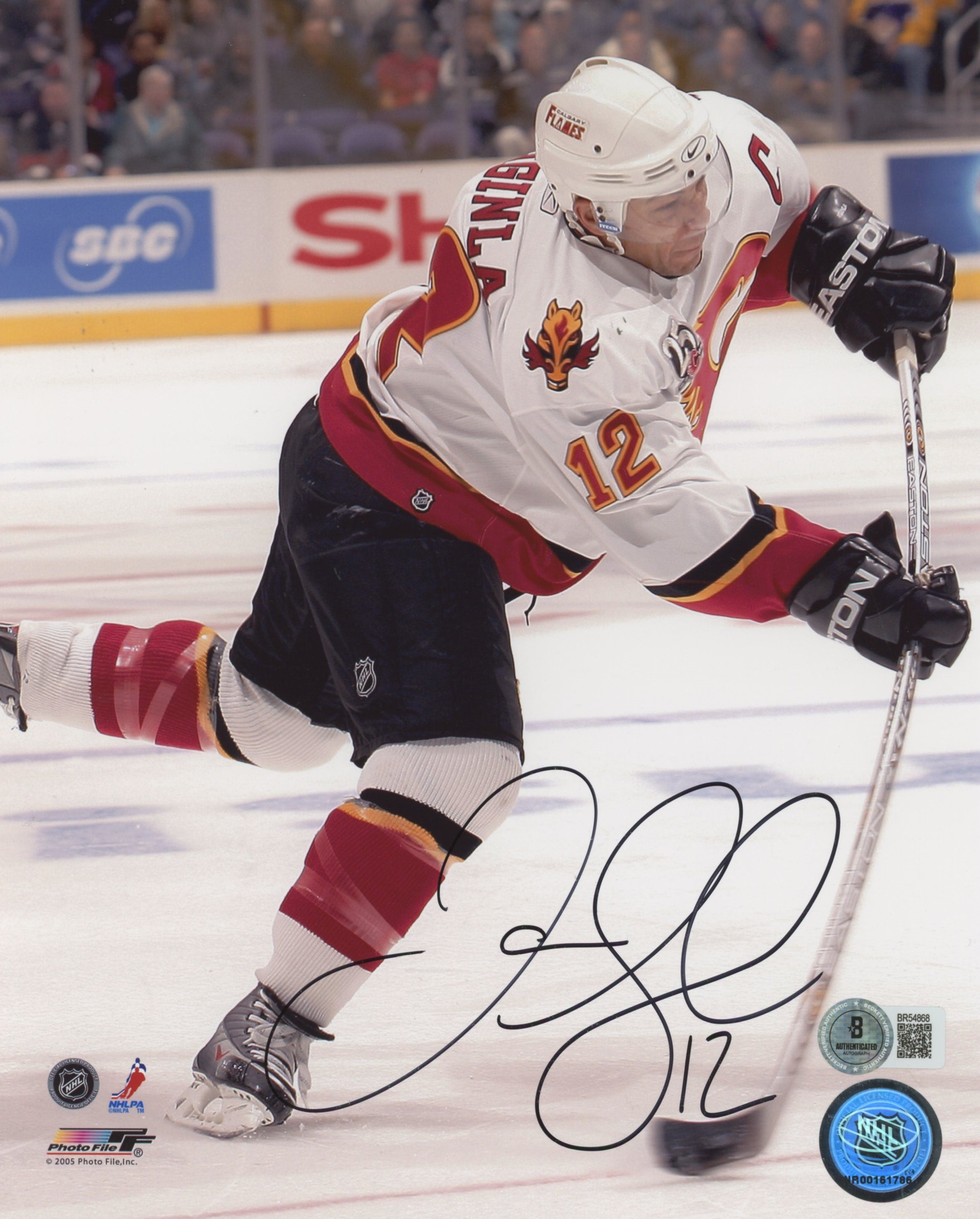 Flames Jarome Iginla Authentic Signed 8x10 Photo Autographed BAS #BR54868