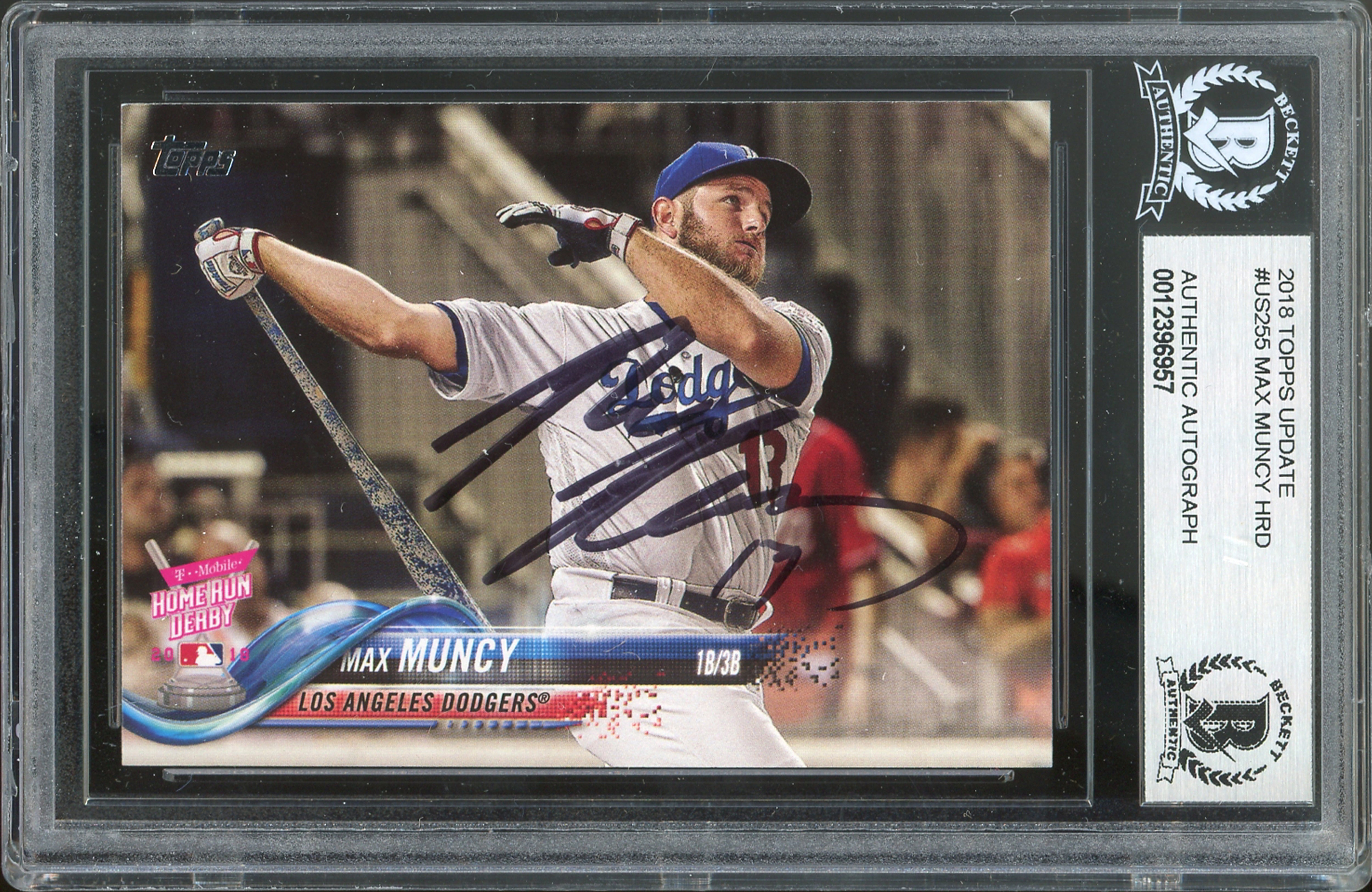 Dodgers Max Muncy Authentic Signed 2018 Topps Update #US255 Card BAS Slabbed
