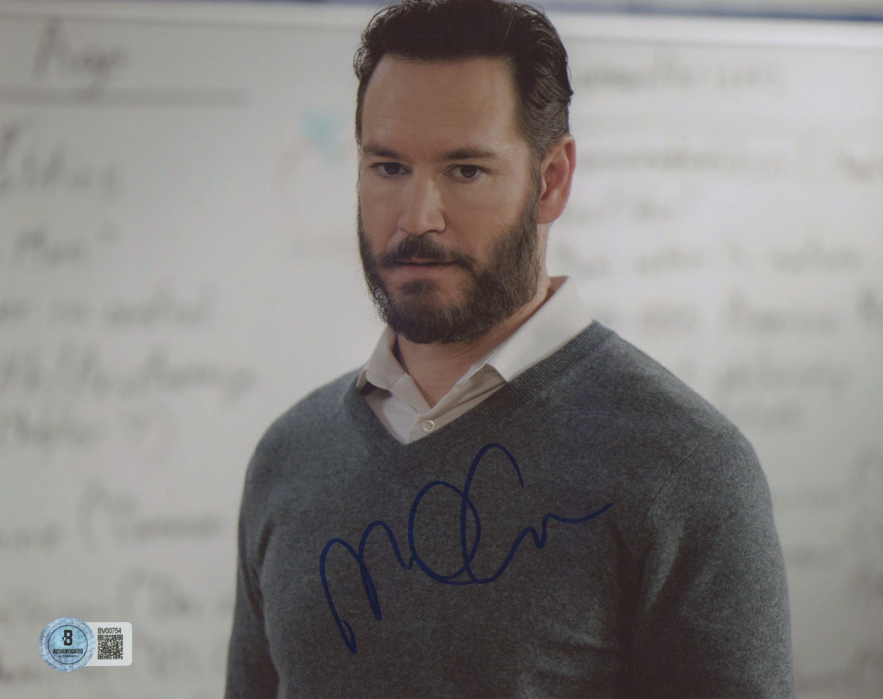 Mark-Paul Gosselaar Found Authentic Signed 8x10 Photo Autographed BAS #BV00754