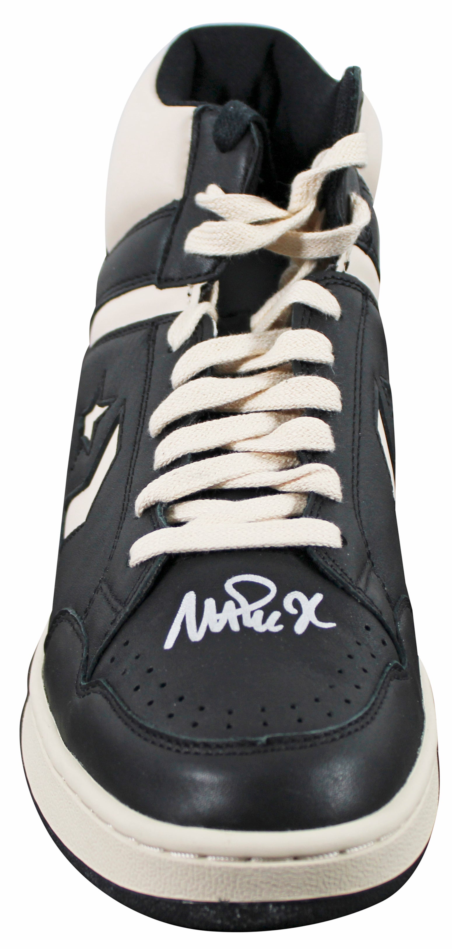 Lakers Magic Johnson Signed Right Black & White Converse Weapon Shoe  BAS Wit 2