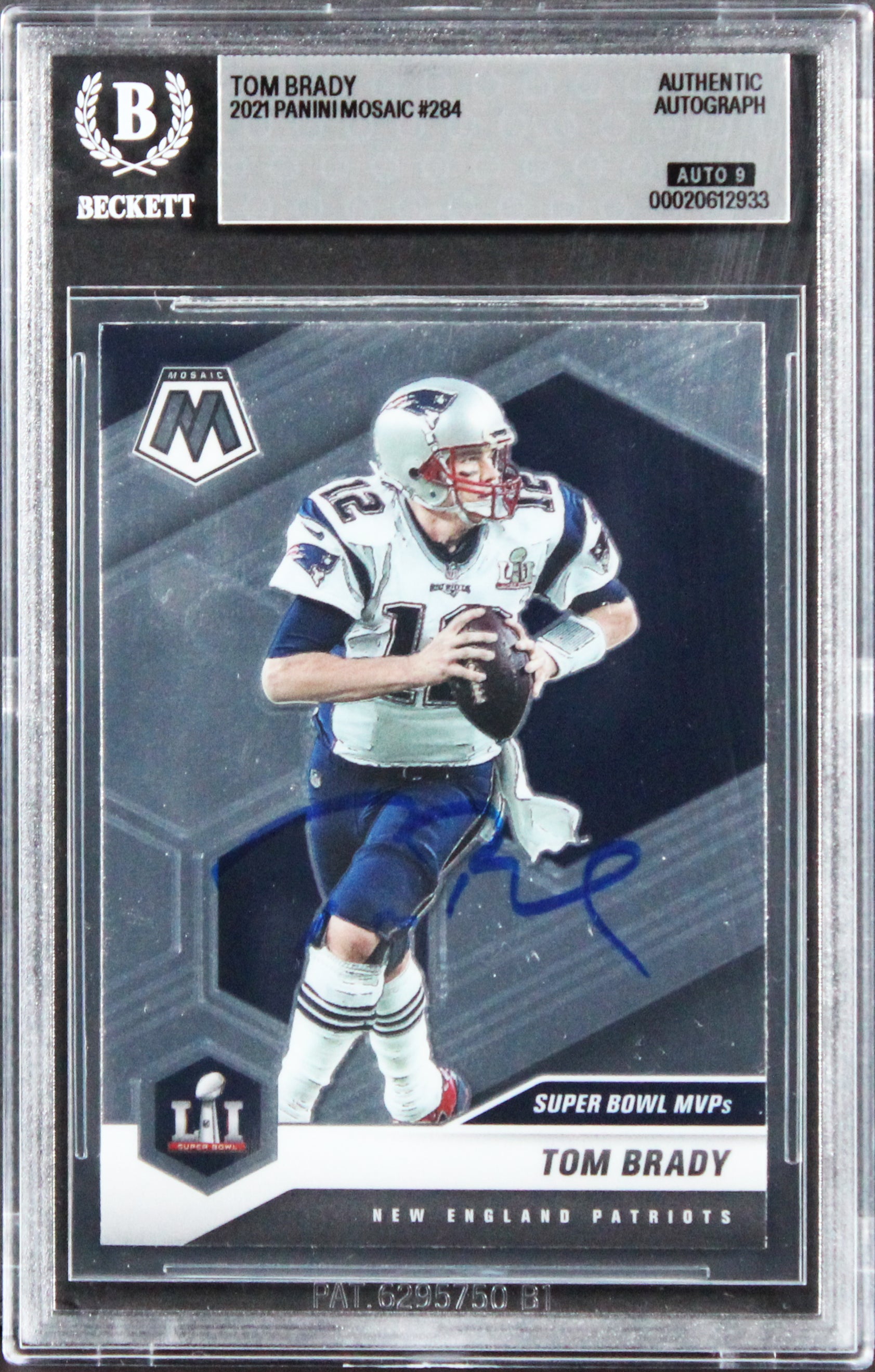 Patriots Tom Brady Signed 2021 Panini Mosaic #284 Card Auto 9! BAS Slabbed