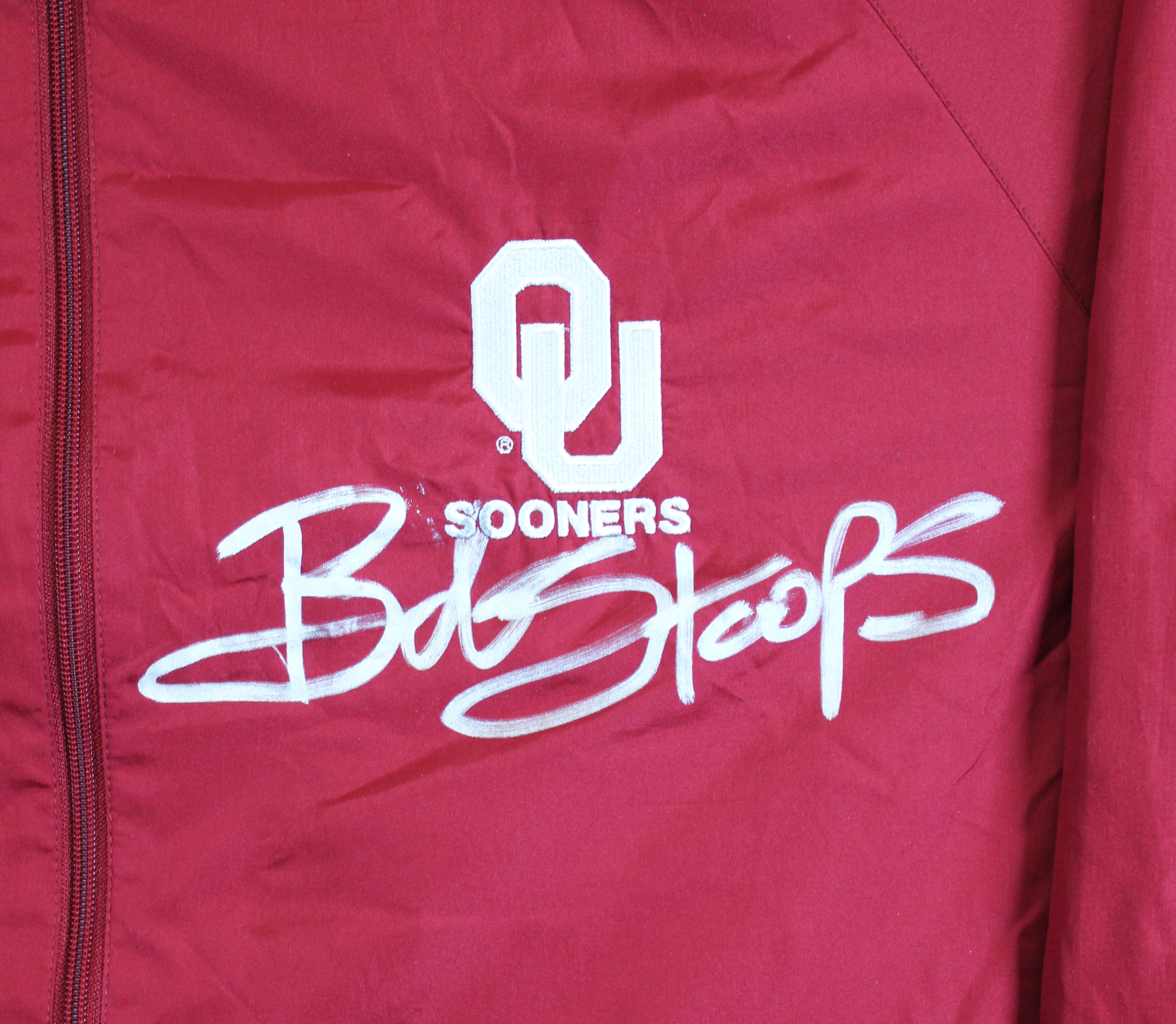 Oklahoma Bob Stoops Signed Maroon Russell Windbreaker BAS Witnessed #2W701840