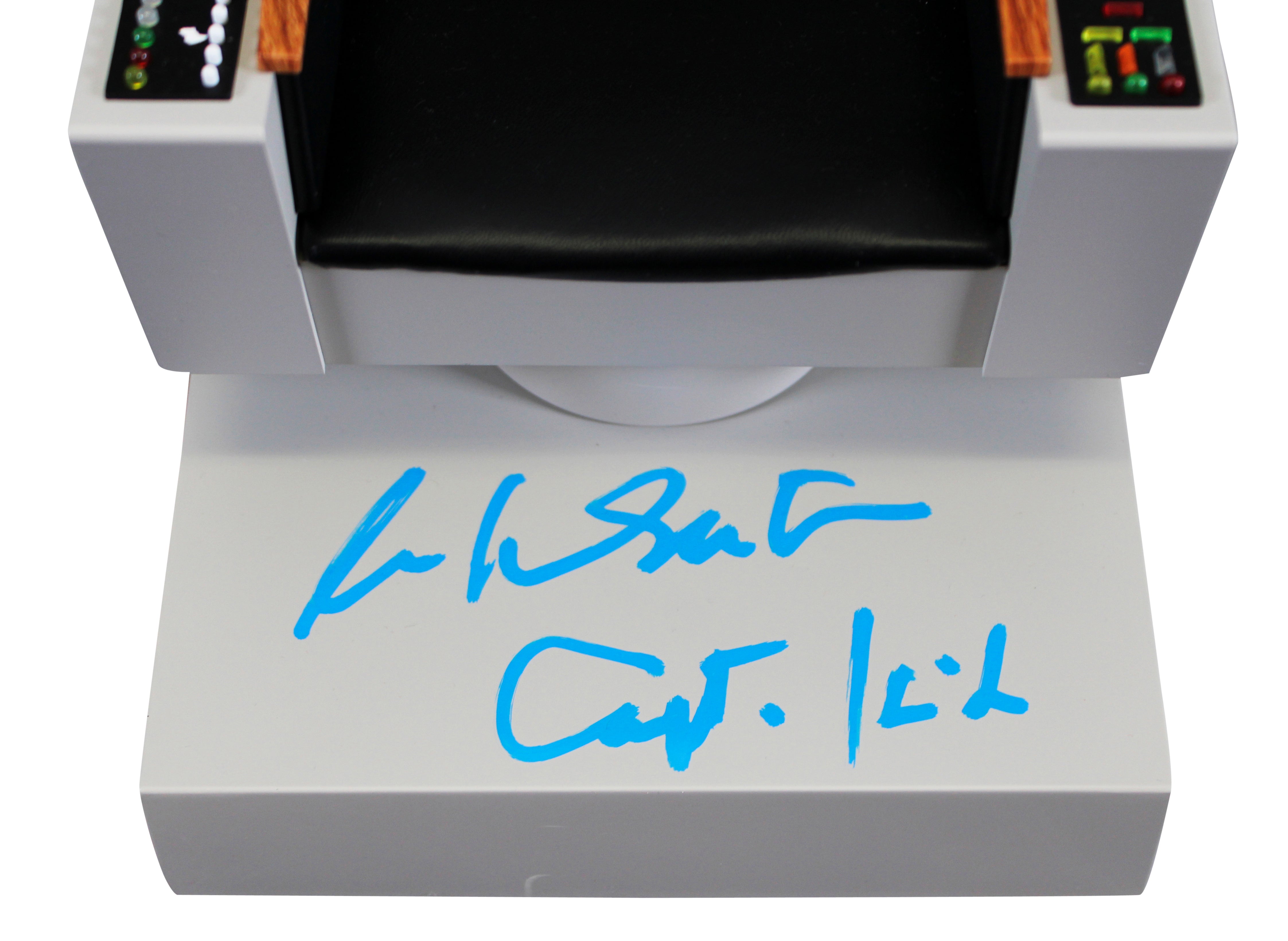 William Shatner Star Trek "Captain Kirk" Signed 1:6 FX Captain's Chair BAS Wit