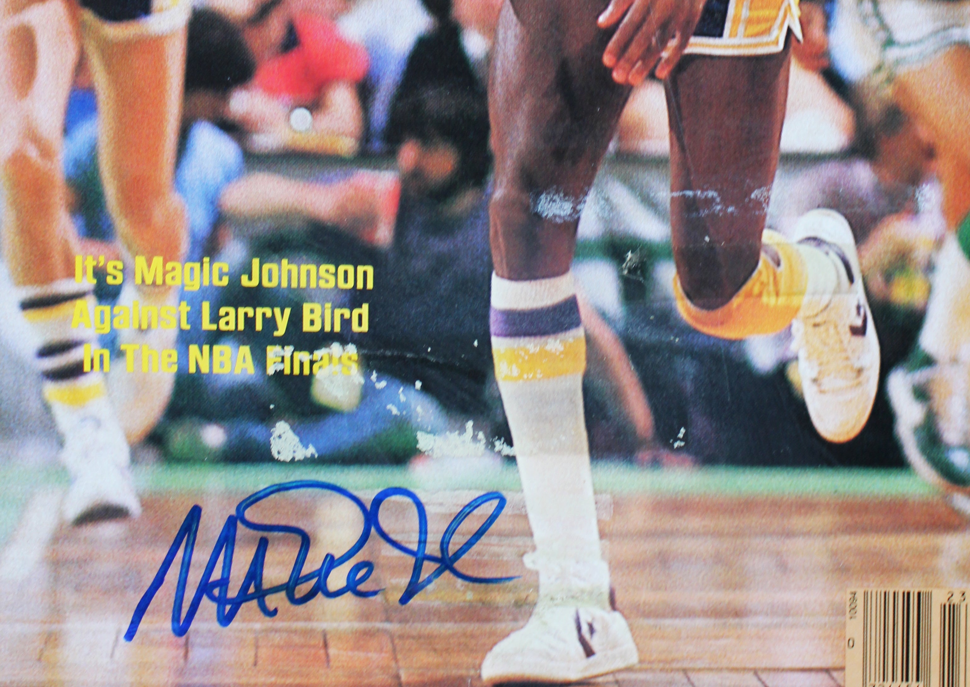 Lakers Magic Johnson Signed 1984 Sports Illustrated Magazine BAS Wit #3W387274