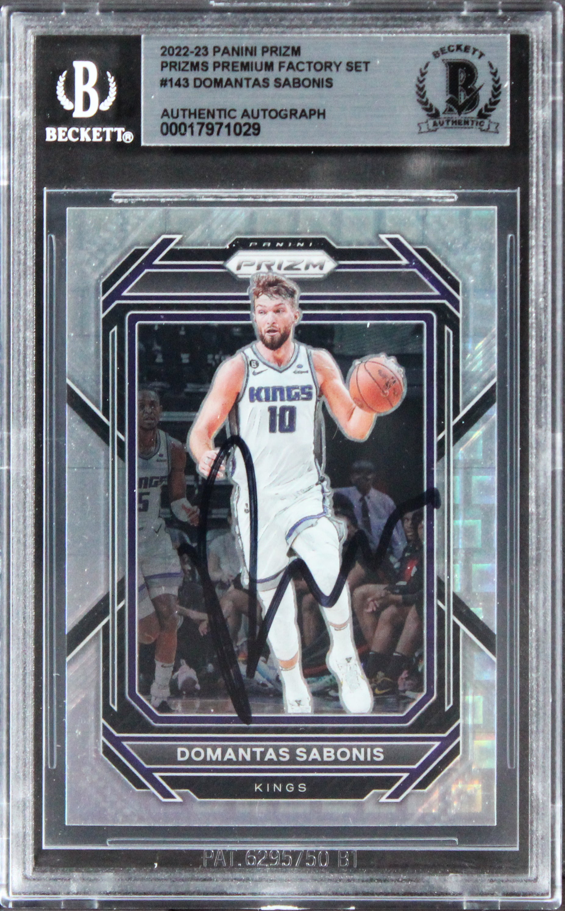 Kings Domantas Sabonis Signed 2022 Panini Prizm Premium FS #143 Card BAS Slabbed