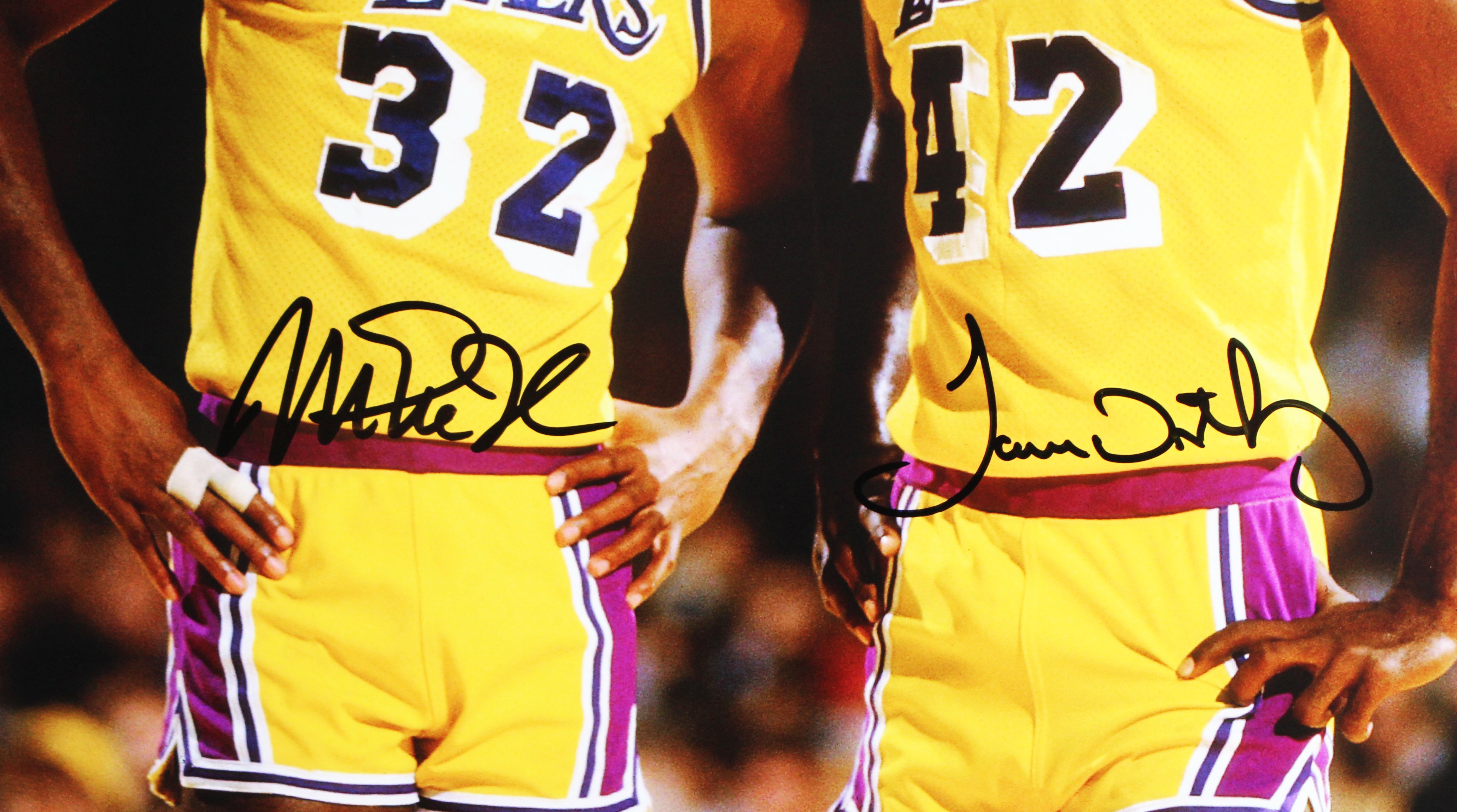 Lakers Magic Johnson & James Worthy Signed 16x20 Vertical Photo BAS Witnessed