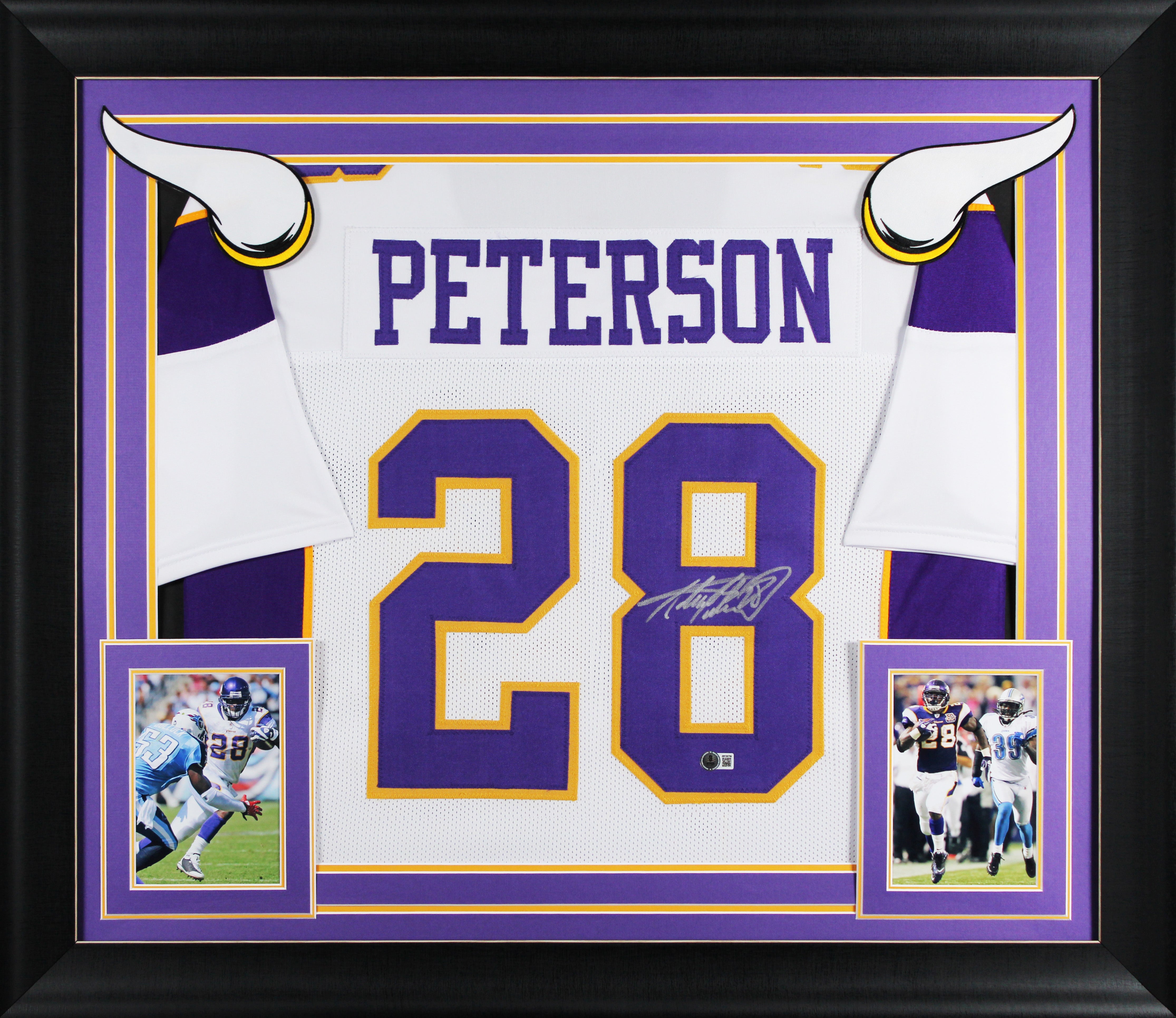 Adrian Peterson Authentic Signed White Pro Style Framed Jersey BAS Witnessed