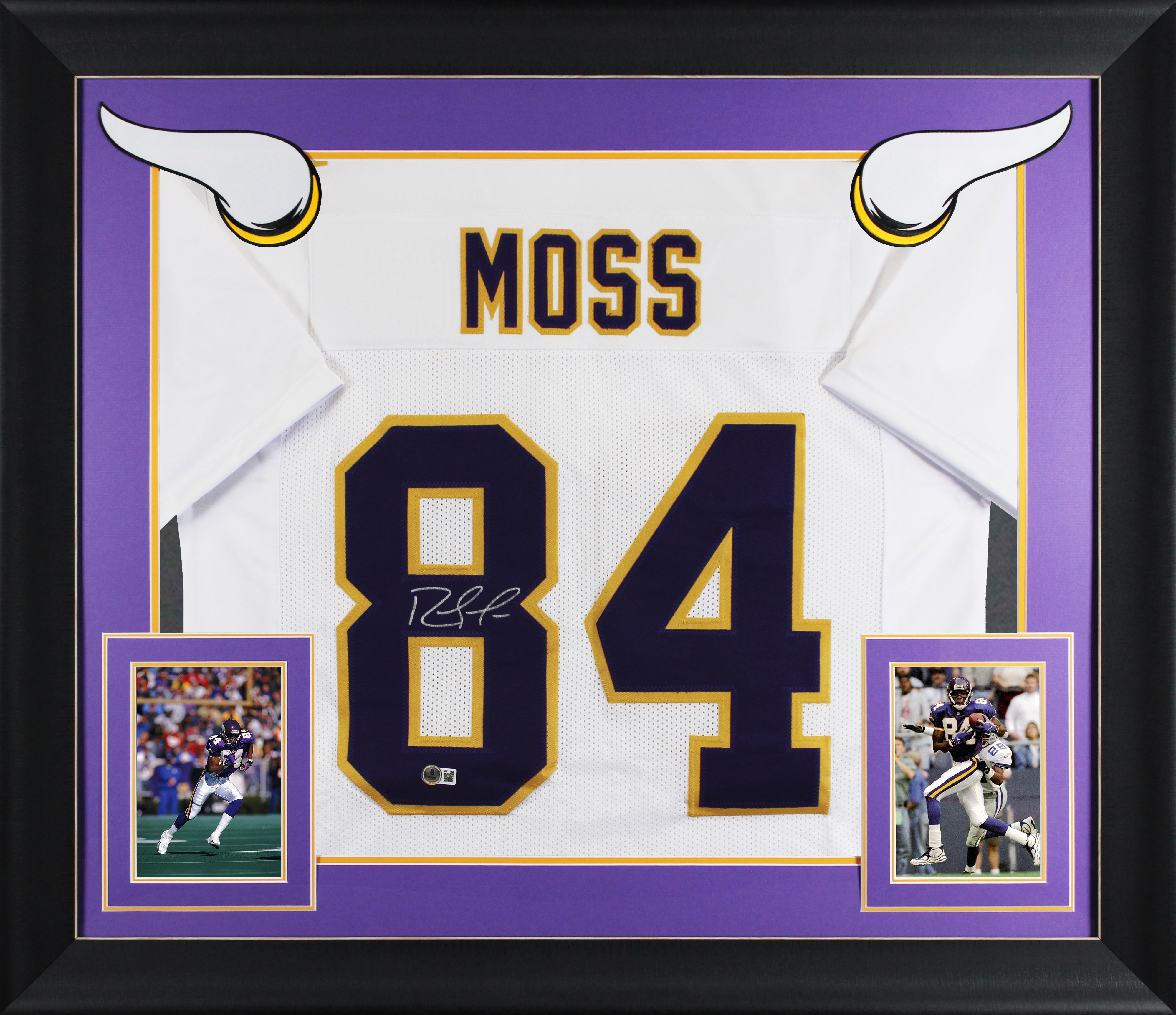 Randy Moss Authentic Signed White Pro Style Framed Jersey BAS Witnessed