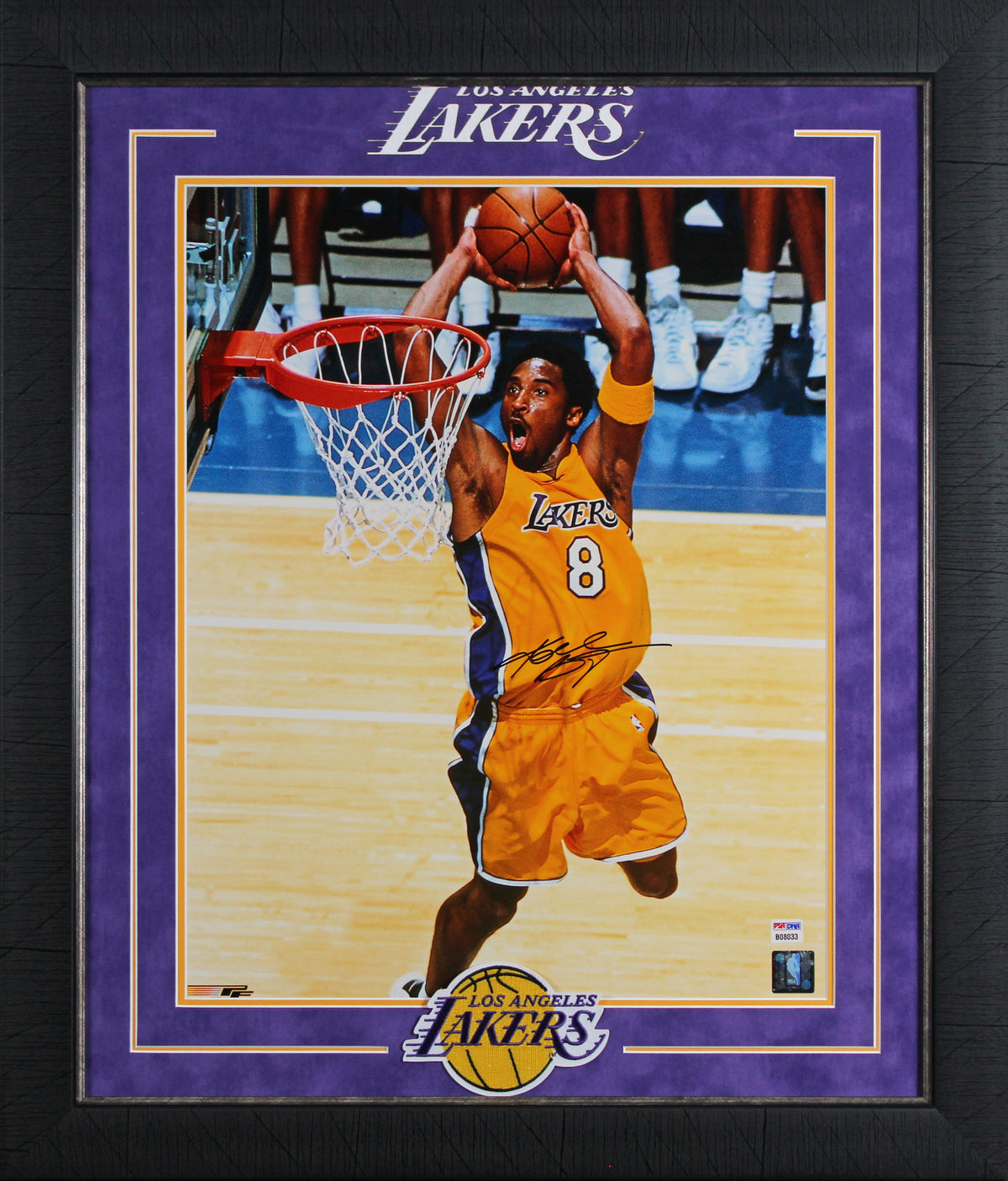 Lakers Kobe Bryant Signed 16x20 Framed Vertical Dunking Photo PSA/DNA #B08033