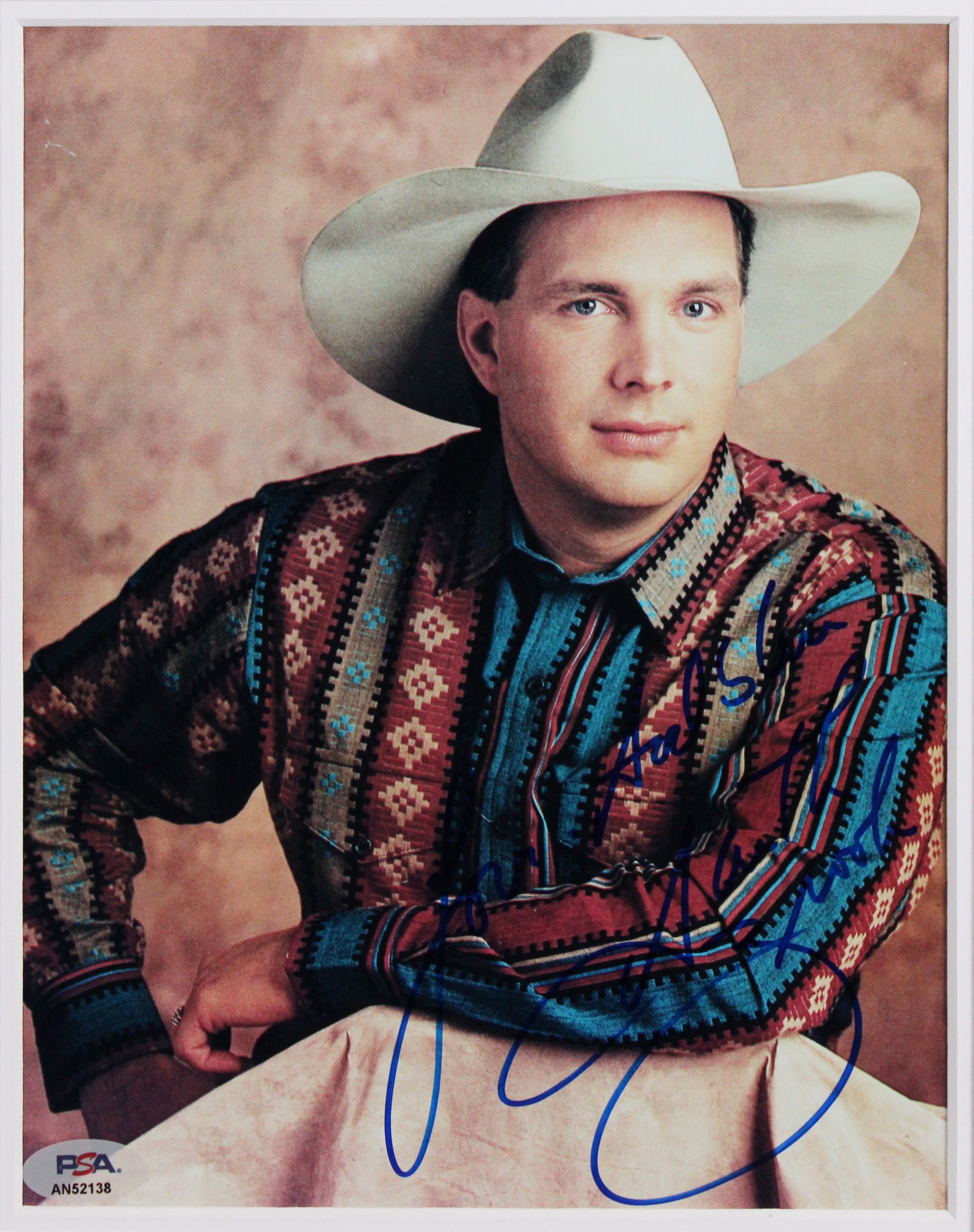 Garth Brooks "God Bless" Authentic Signed 8x10 Framed Photo PSA/DNA #AN52138