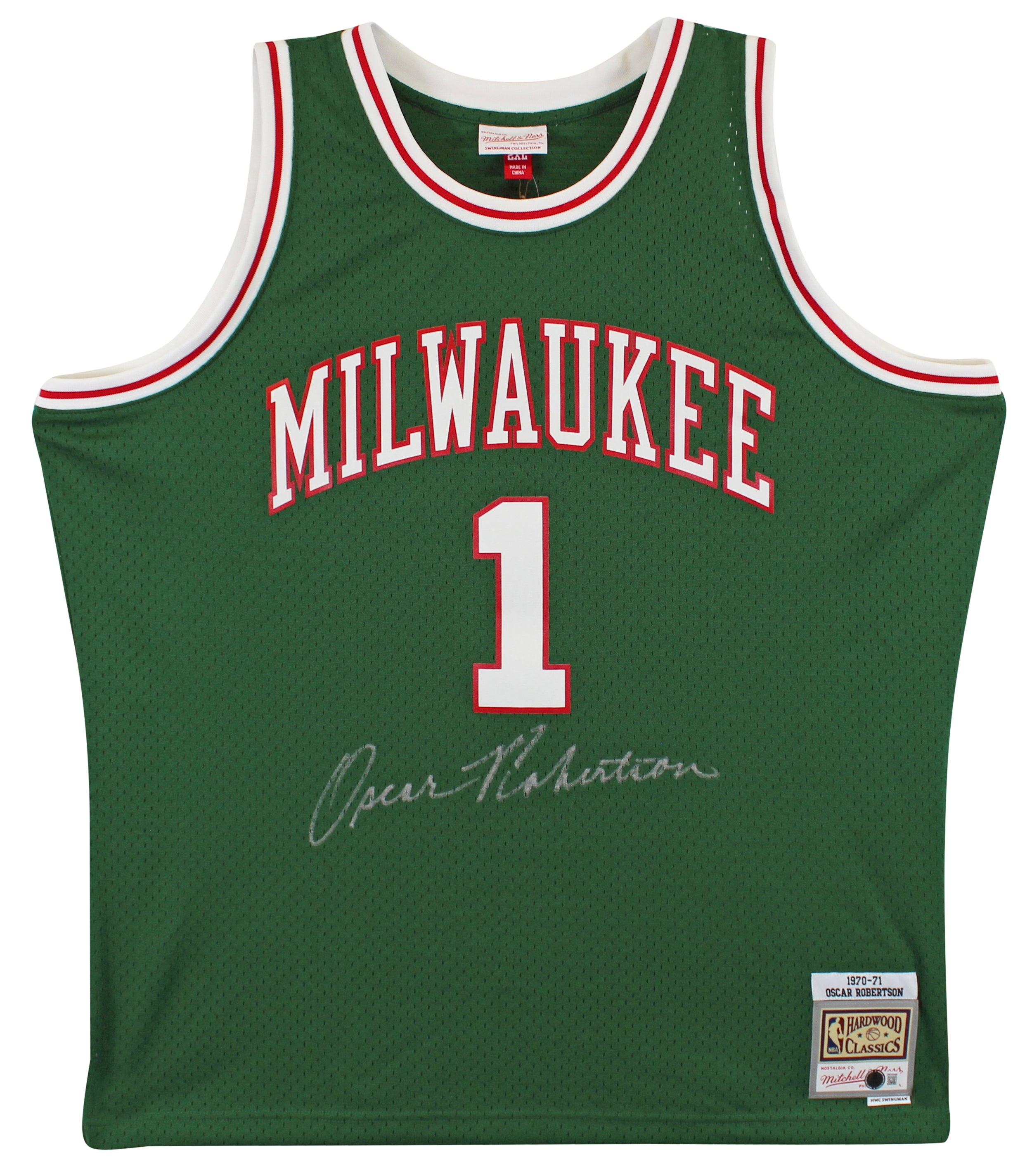 Bucks Oscar Robertson Signed 1970-71 Green M&N Swingman Jersey BAS Wit #2W333458