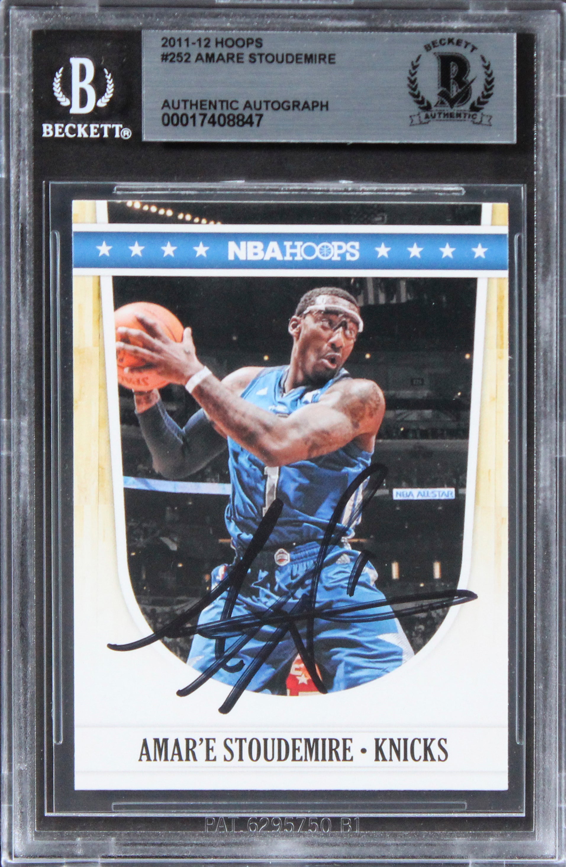 Knicks Amare Stoudamire Authentic Signed 2011 Hoops #252 Card BAS Slabbed
